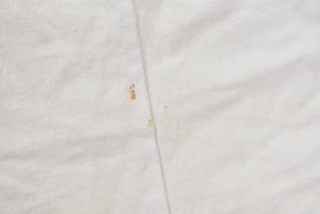 Vintage 1990s Distressed Crazy Frosty The Snowman Snowboarding T-Shirt