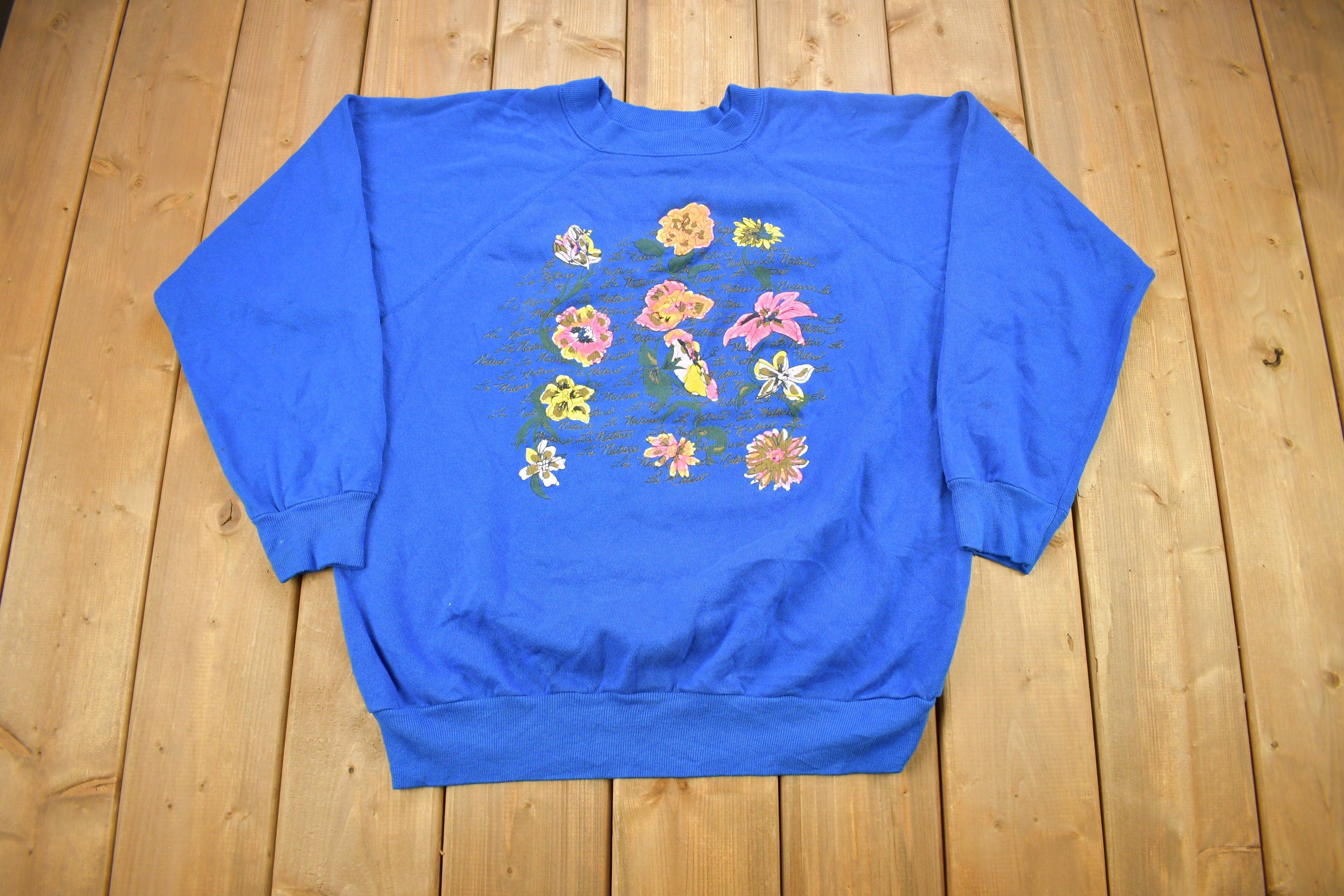 Vintage 1990s Flower Theme Cute Raglan Crewneck Sweater