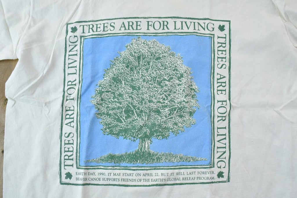 Vintage 1990s Beaver Canoe Trees Are For Living Graphic T-Shirt