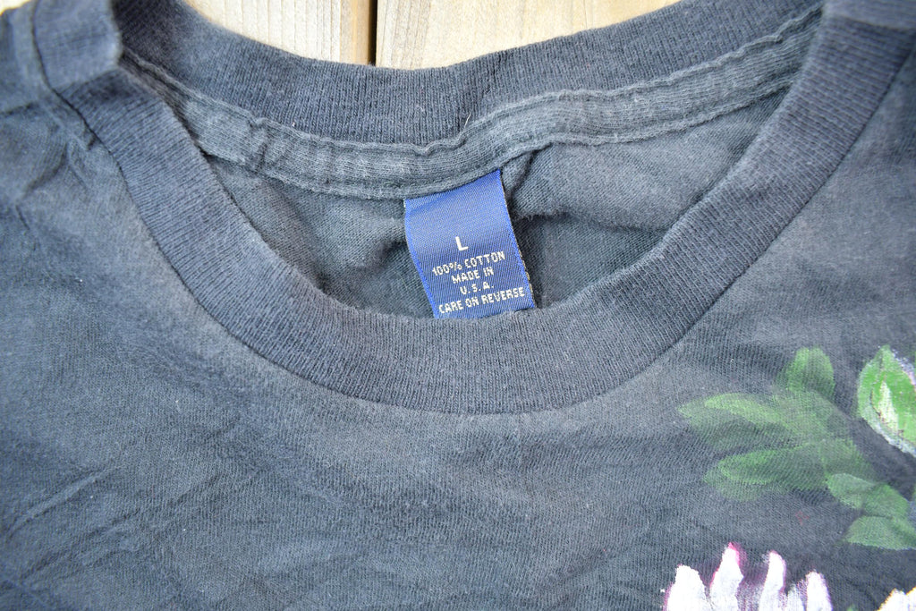 Vintage 1990s Floral Graphic T-Shirt