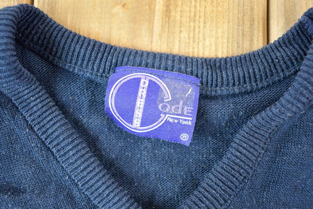 Vintage 1990s Code New York Embroidered W Knit Souvenir Sweater Vest Womens S
