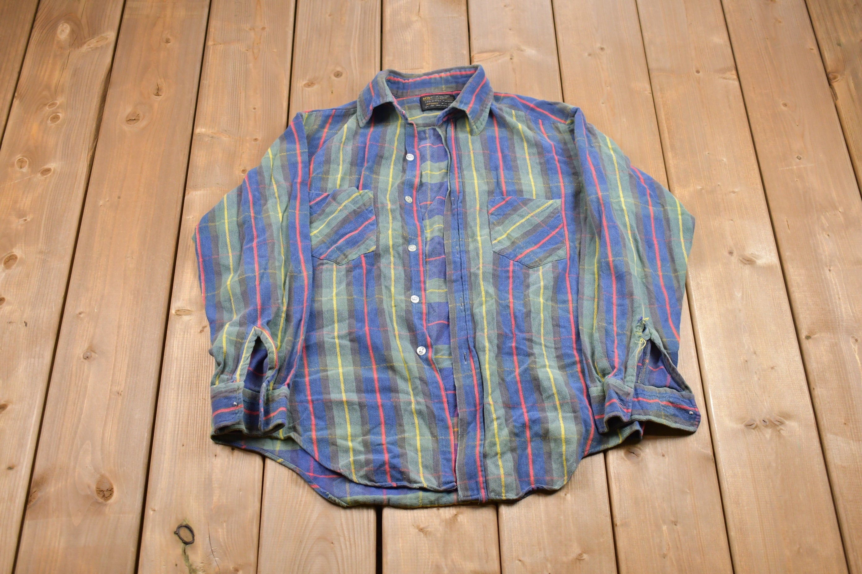 Vintage 1990s JC Penny Plaid Button Up Shirt