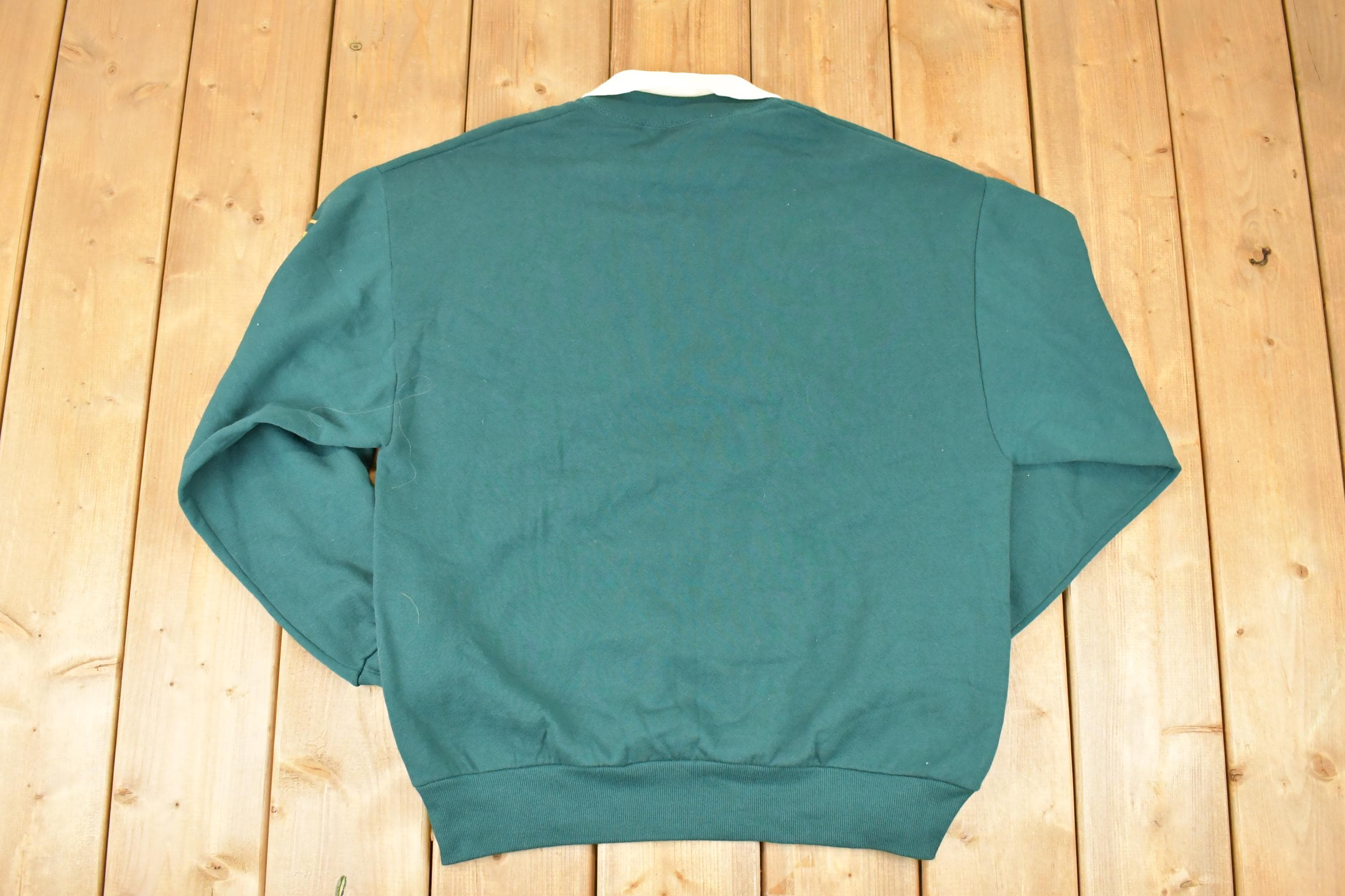 Vintage 1990s Gopher Sport Collared Leaf Design Graphic Print Collared Sweatshirt Women's L
