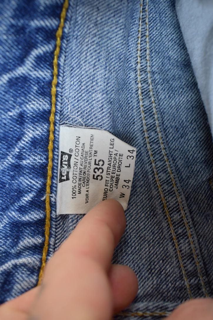 Vintage 1990s Levi Strauss 535 Denim Jean Size 34 x 34