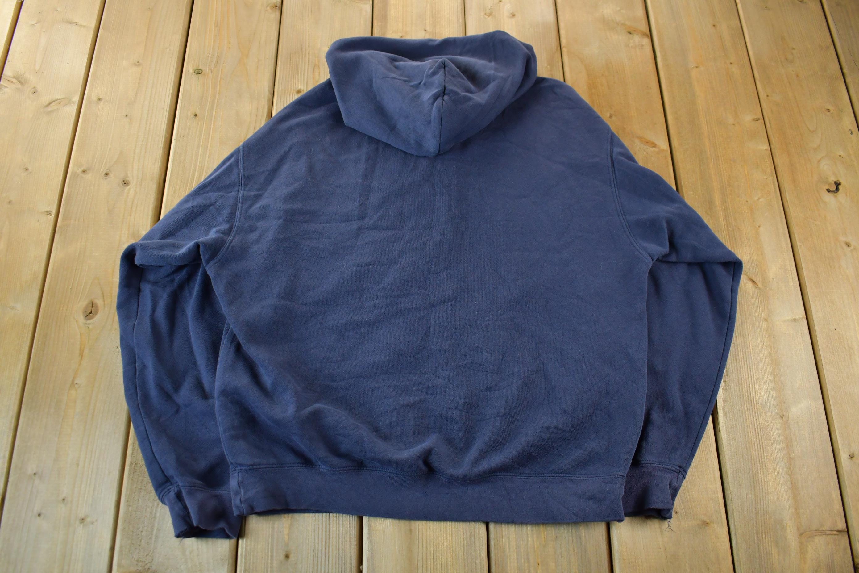 Vintage 2000s University of Wisconsin Eau Claire Hoodie