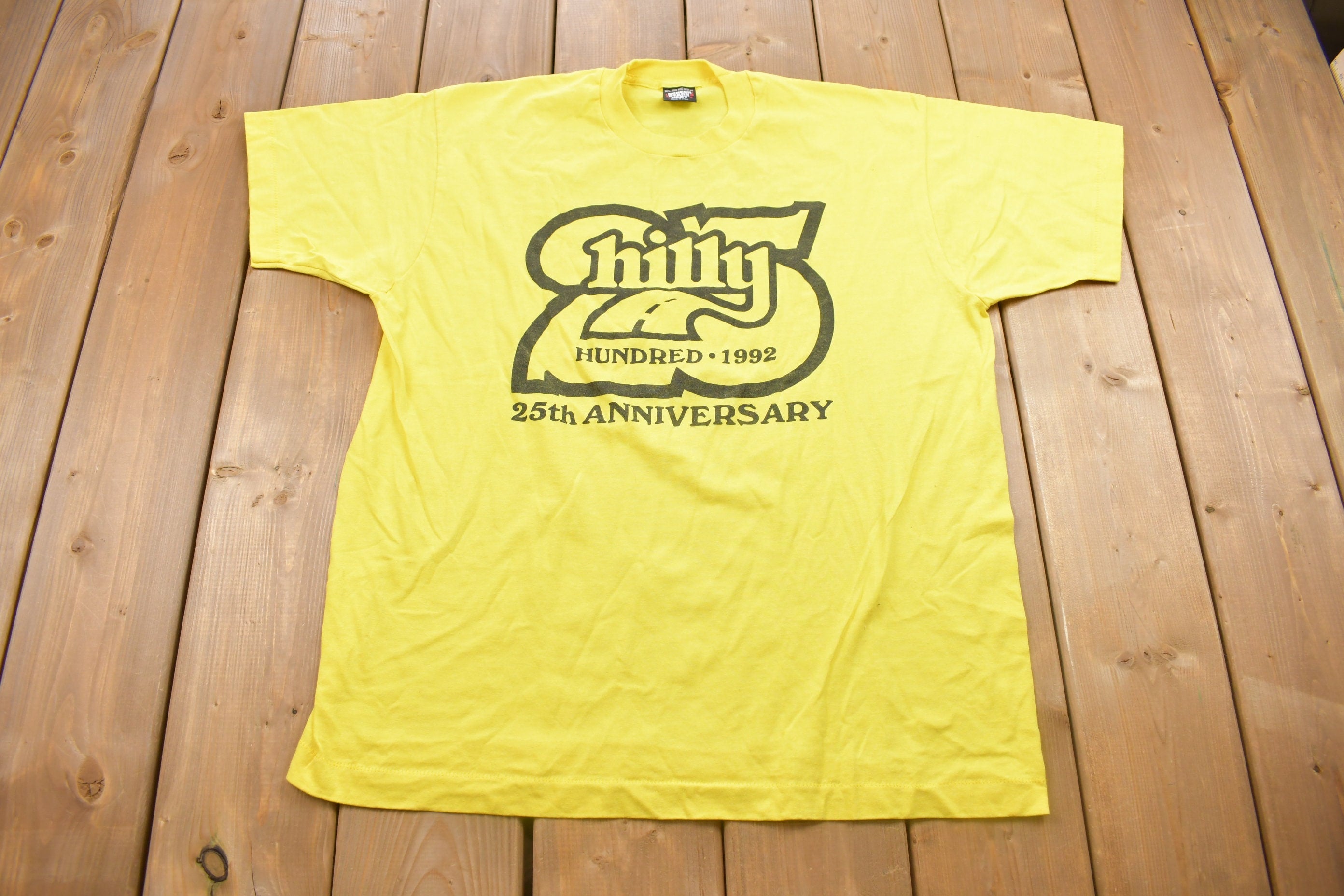 Vintage 1992 Hilly 25th Anniversary Graphic Screen Stars T Shirt
