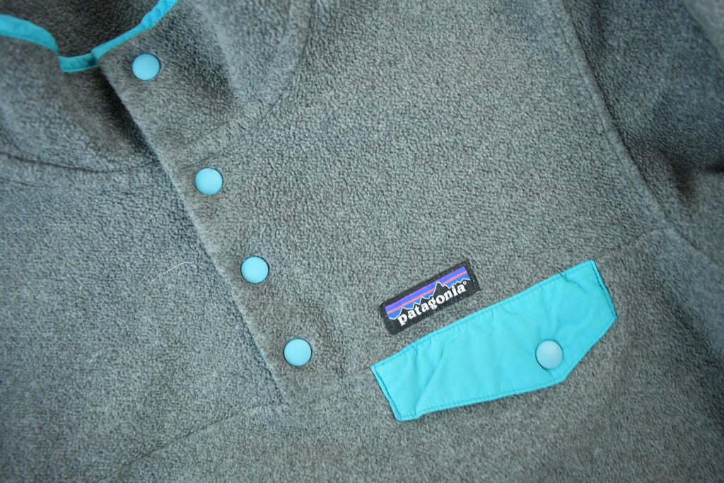 Vintage Y2K Patagonia Fleece T Snap Women's Sweatshirt / Quarter Button / Sportswear / Outdoorsman / Streetwear / XXS