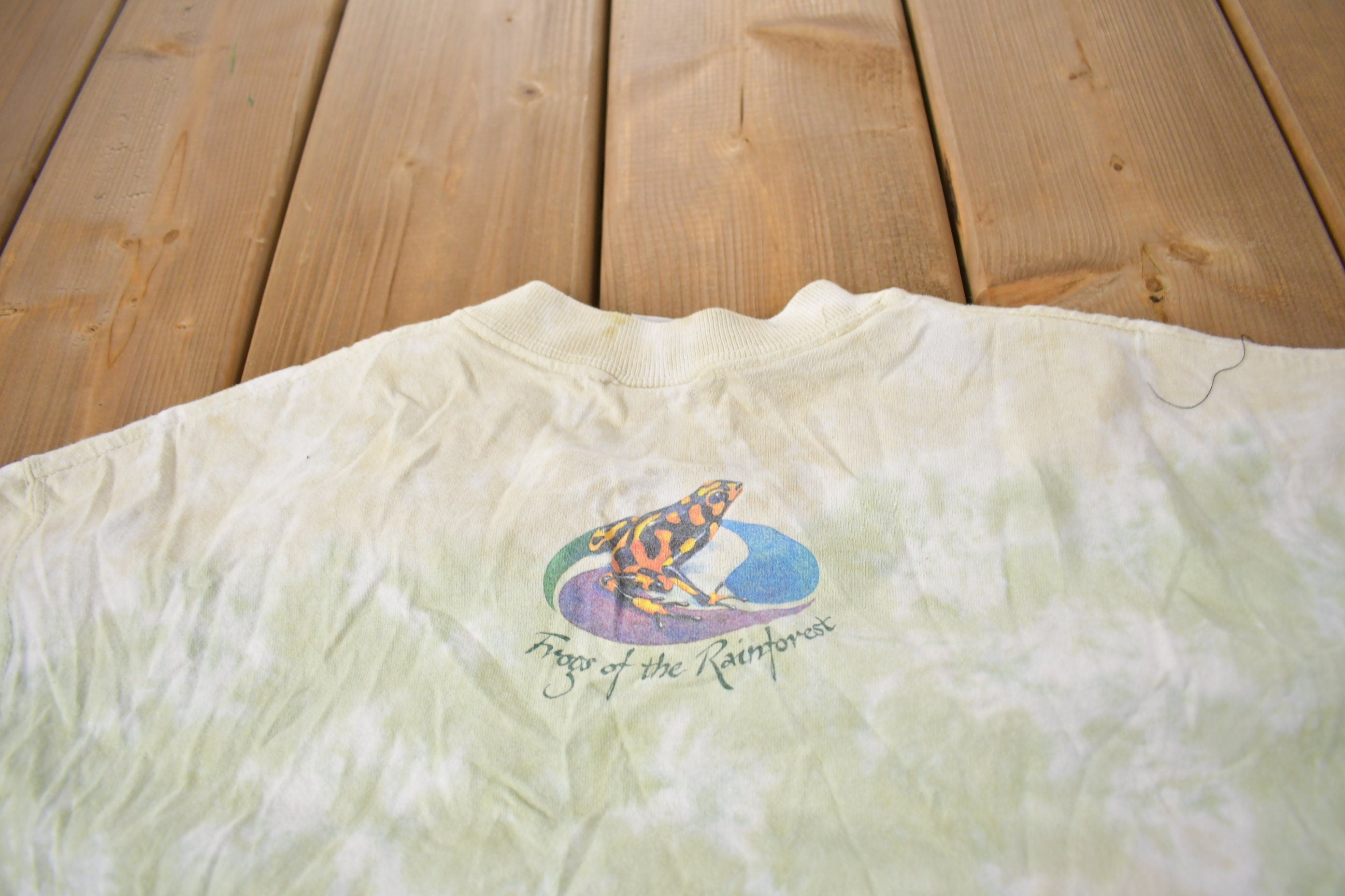 Vintage 1990s Rainforest Frogs Graphic T-Shirt