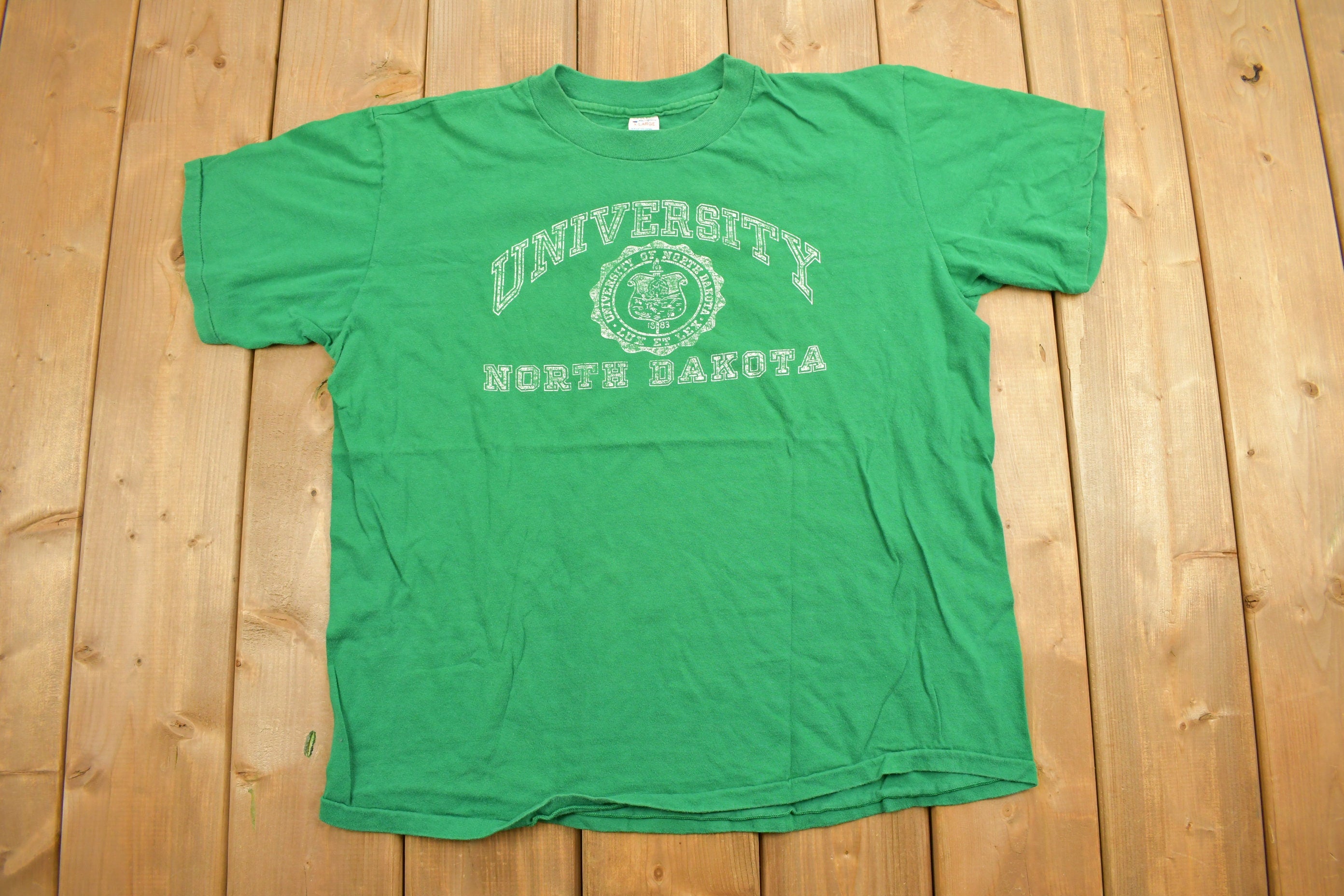 Vintage 1990s University of North Dakota Collegiate T-Shirt