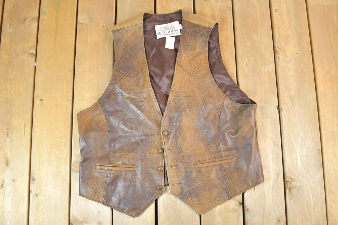 Vintage 1990s Lariat Leather Perfectly Distressed Western Cowboy Vest Made In USA