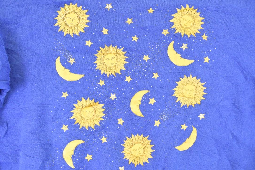 Vintage 1990s Sun and Moon Souvenir Crewneck Sweatshirt Women's L
