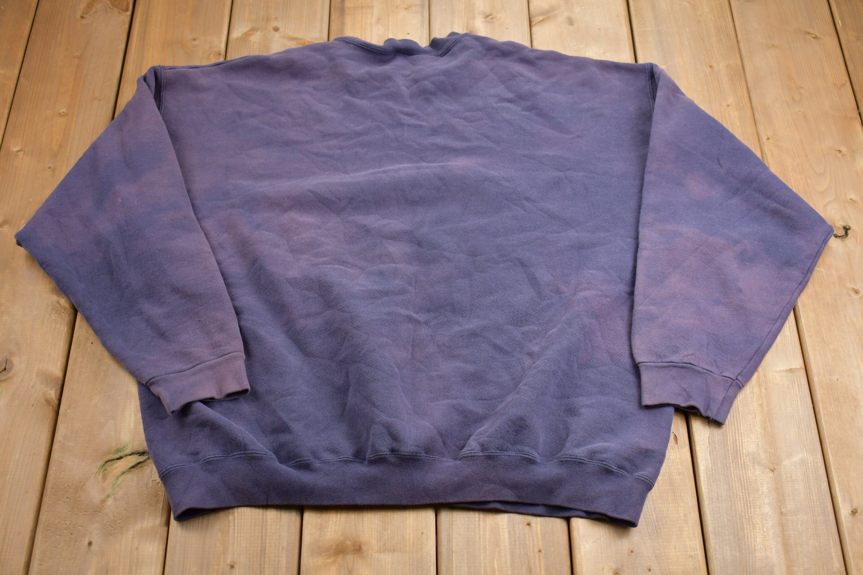 Vintage 1990s Wolf Graphic Crewneck