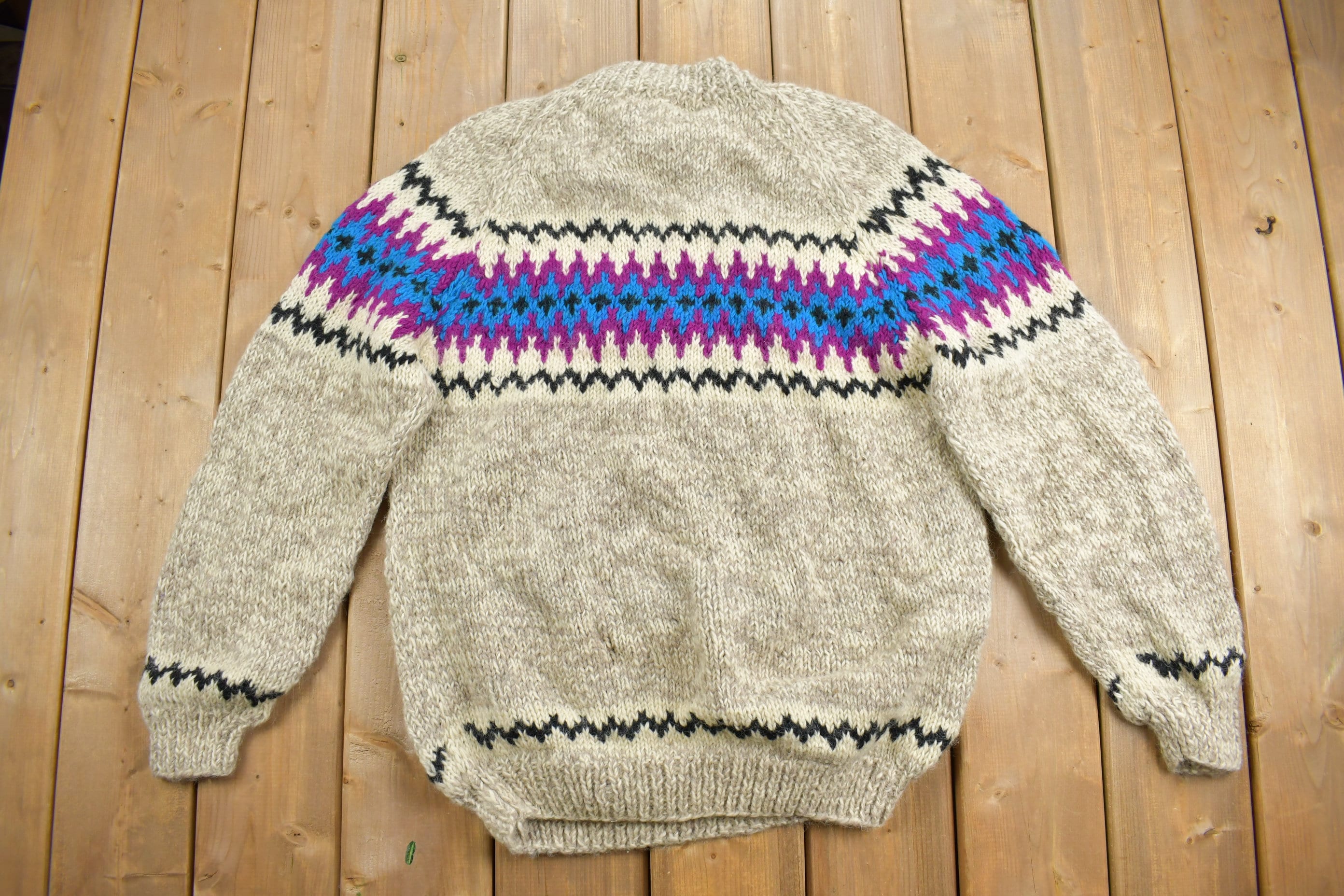 Vintage 1980s Hand Made 100% Wool Knit Heavy Knit Sweater