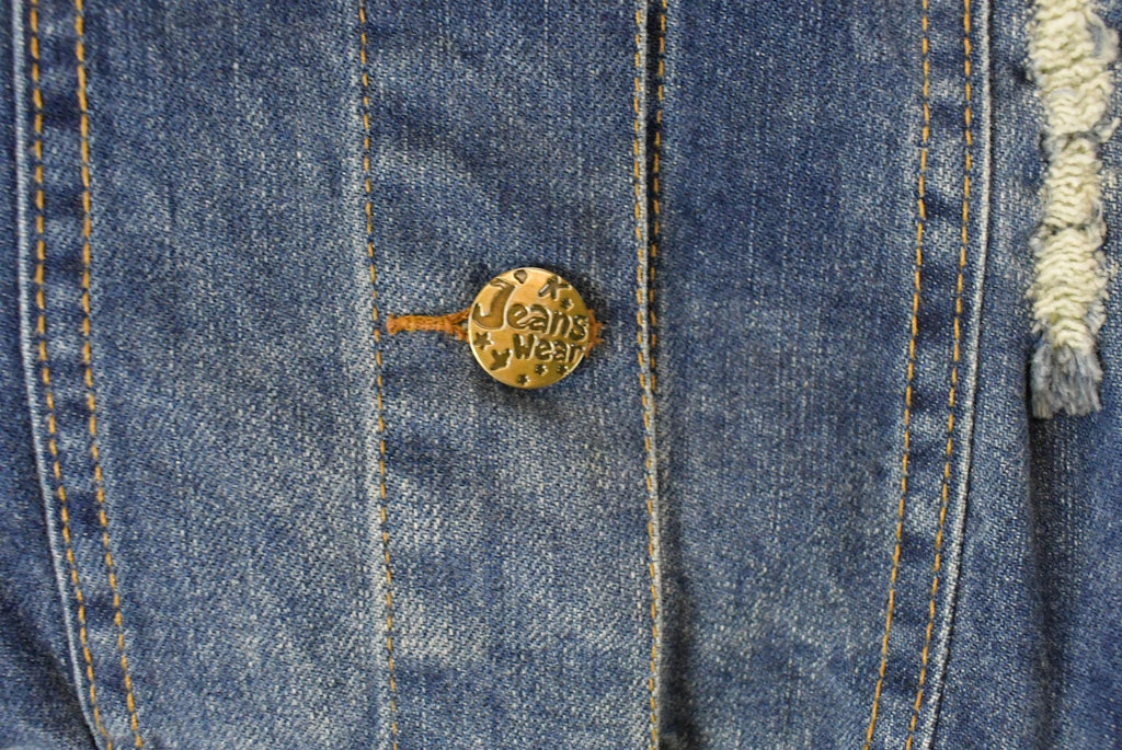 Vintage Y2K Jeanswear Denim Trucker Jean Jacket Women's Small