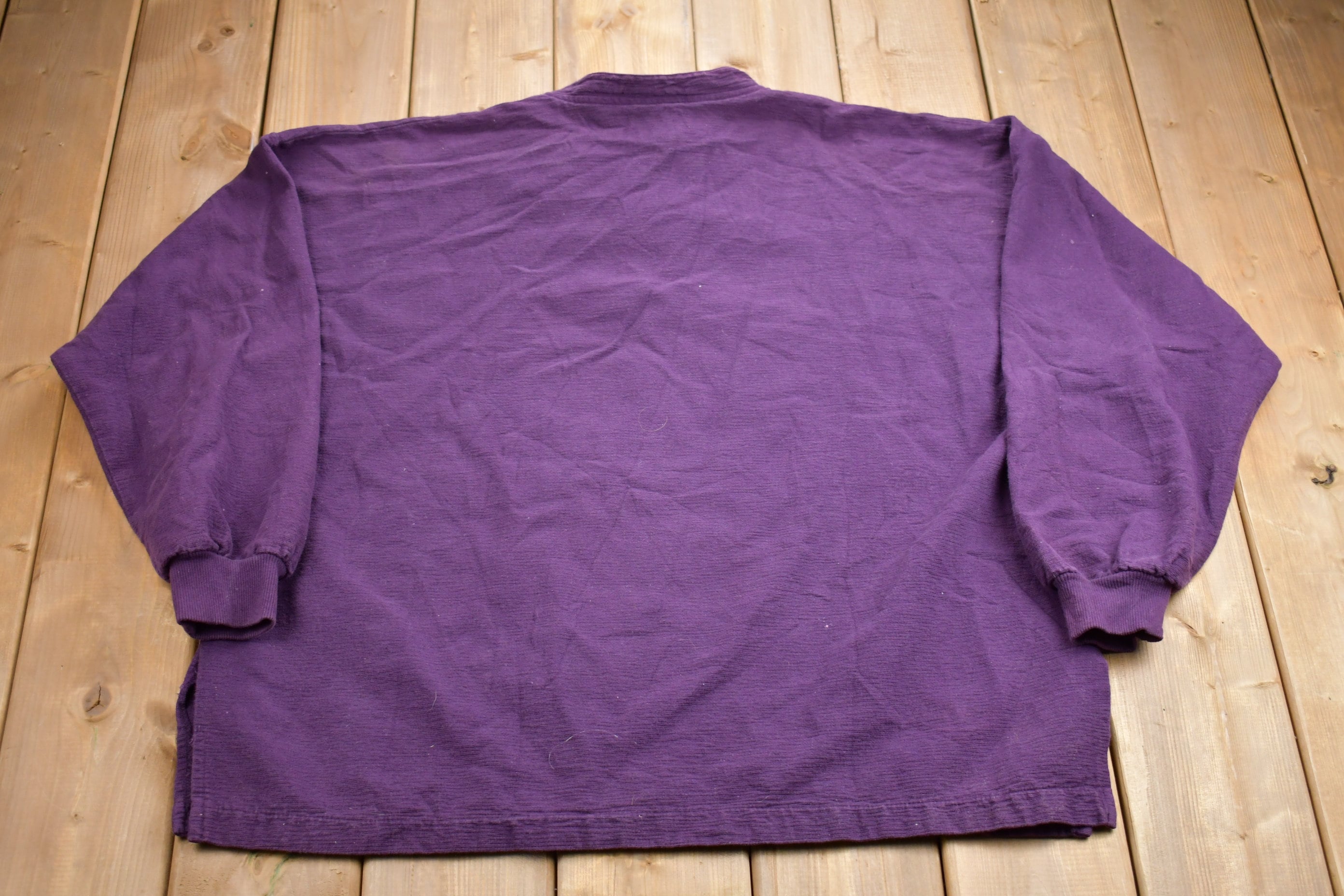 Vintage 1990s Drummond Island Embroidered Made In USA Henley Sweatshirt