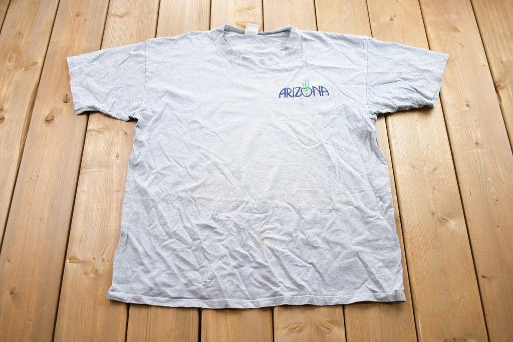 Vintage 1990s Arizona Embroidered Cactus Graphic T-Shirt