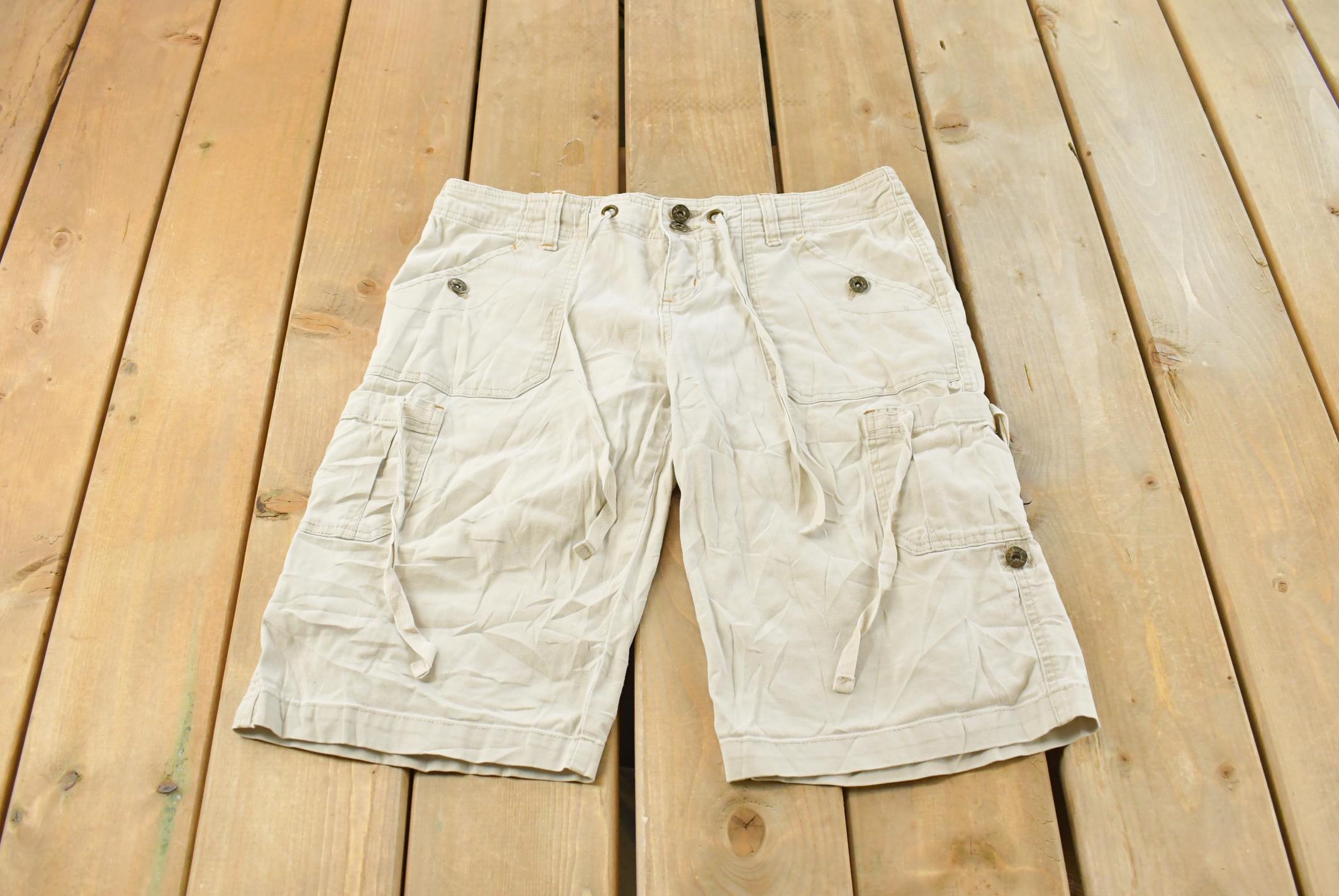 Vintage 1990s Life Energy Intelligence LEI Cargo Shorts Women's 33 / 90s Streetwear / Summer Wear