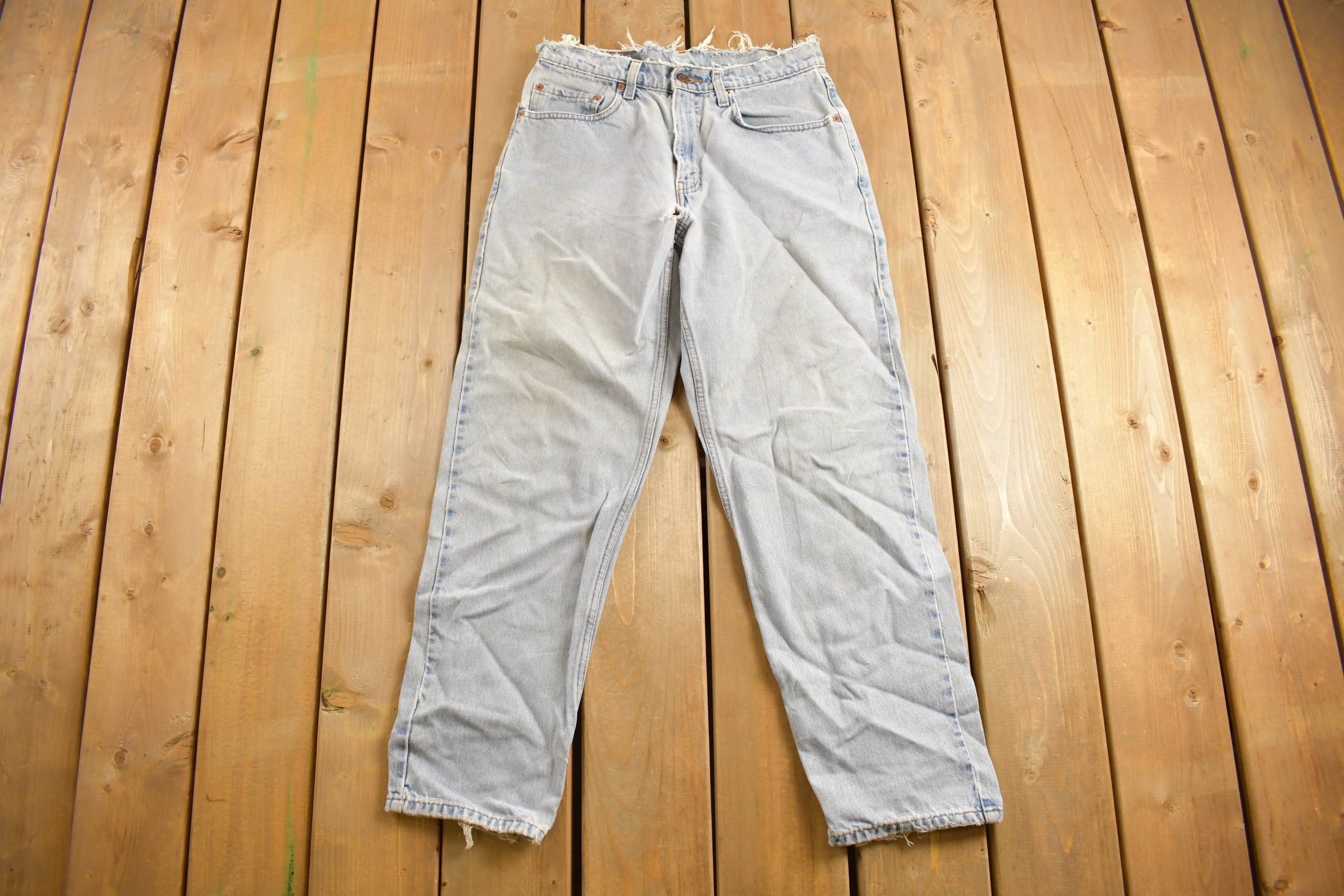 Vintage 1990s Levi's 550 Red Tab Jeans Size 30 x 28.5