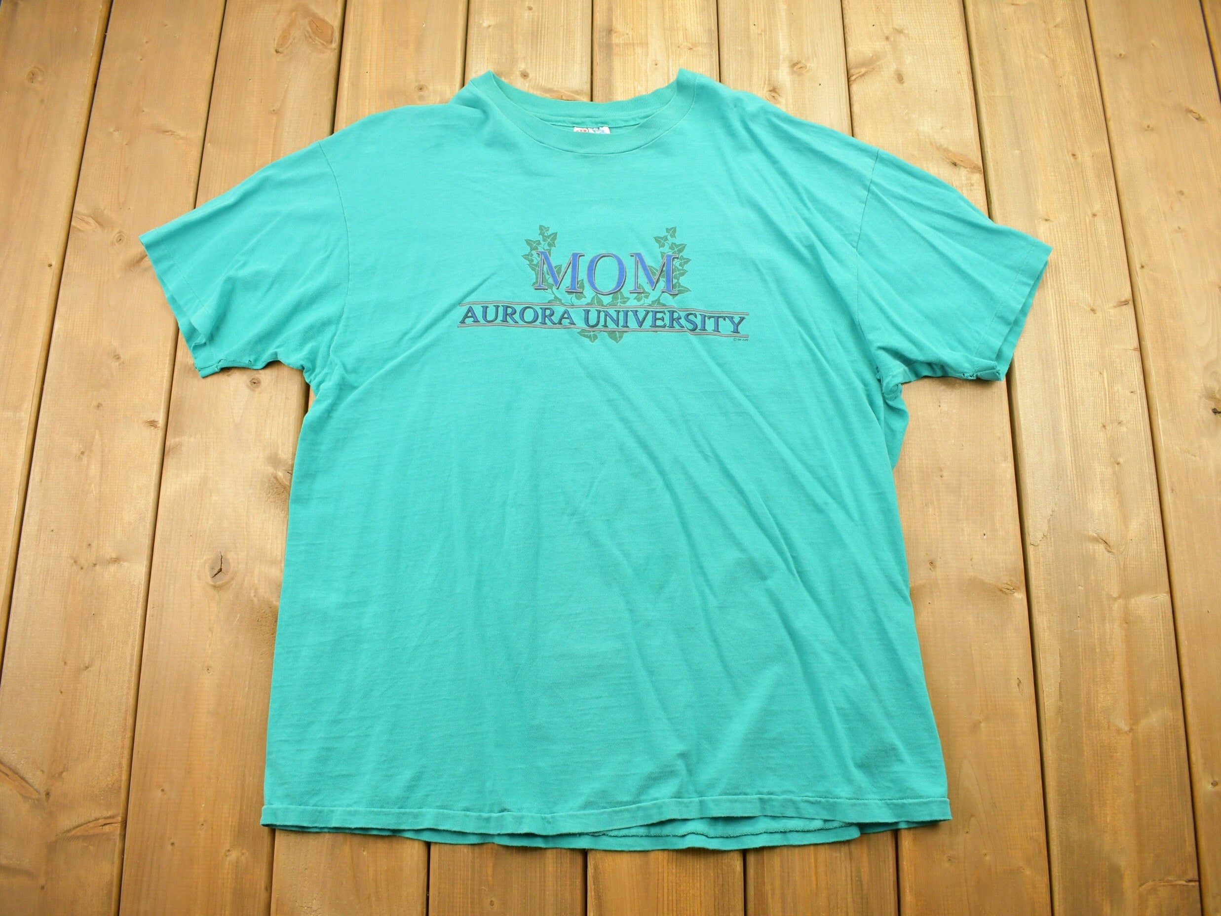 Vintage 1990s Aurora University Mom Graphic T Shirt