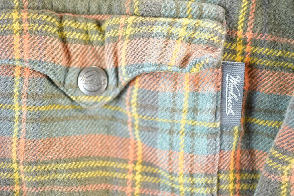 Vintage 1990s Woolrich Plaid Lined Flannel Button Up Shirt Mens M