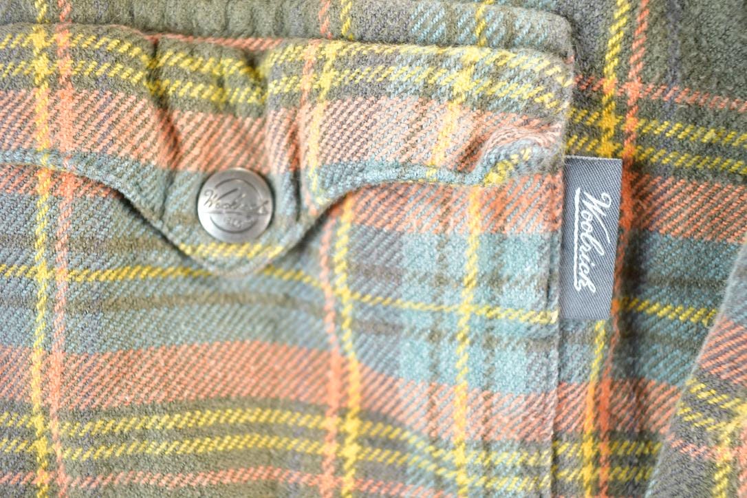 Vintage 1990s Woolrich Plaid Lined Flannel Button Up Shirt Mens M