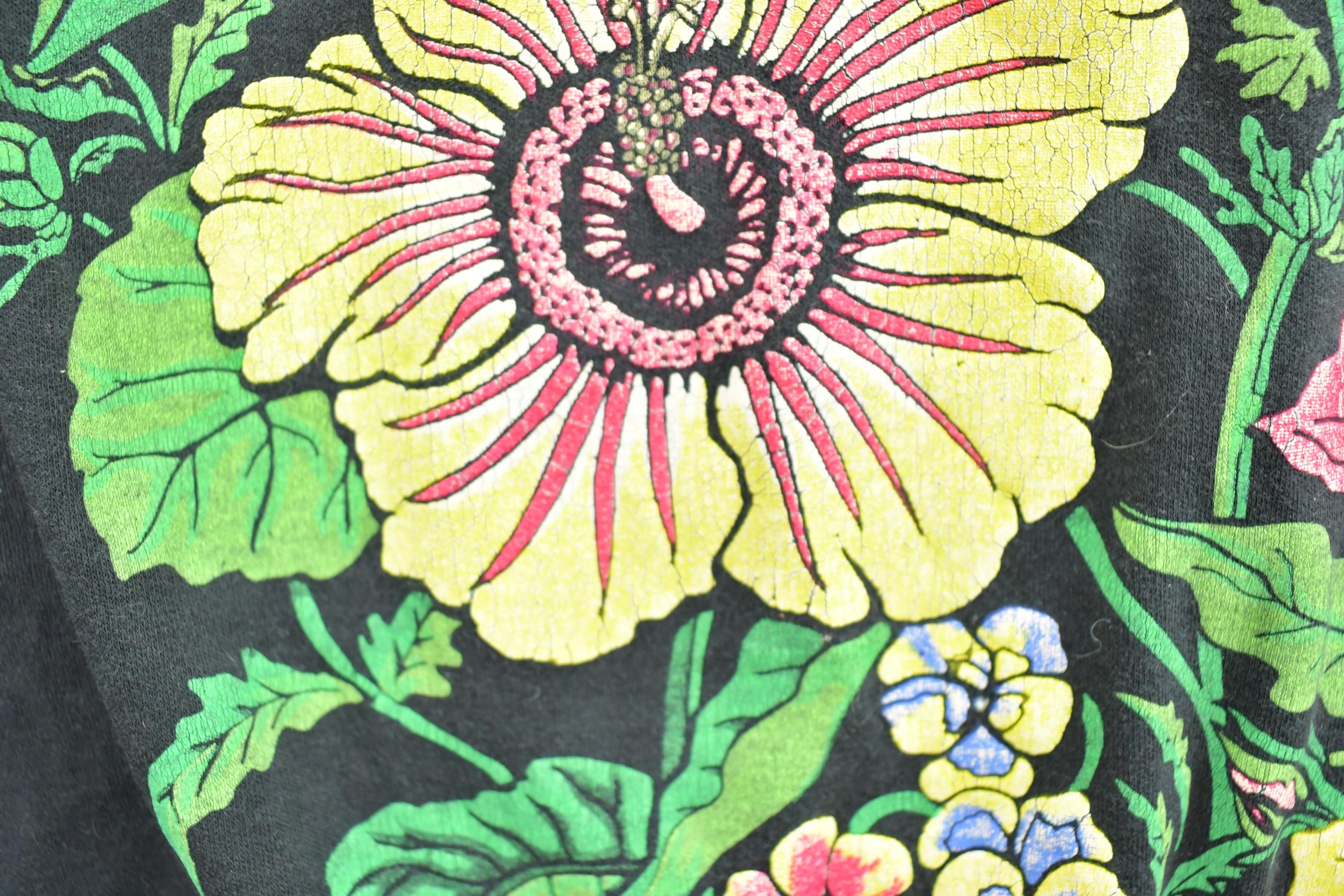 Vintage 1990s Variety Floral Design Graphic T-Shirt