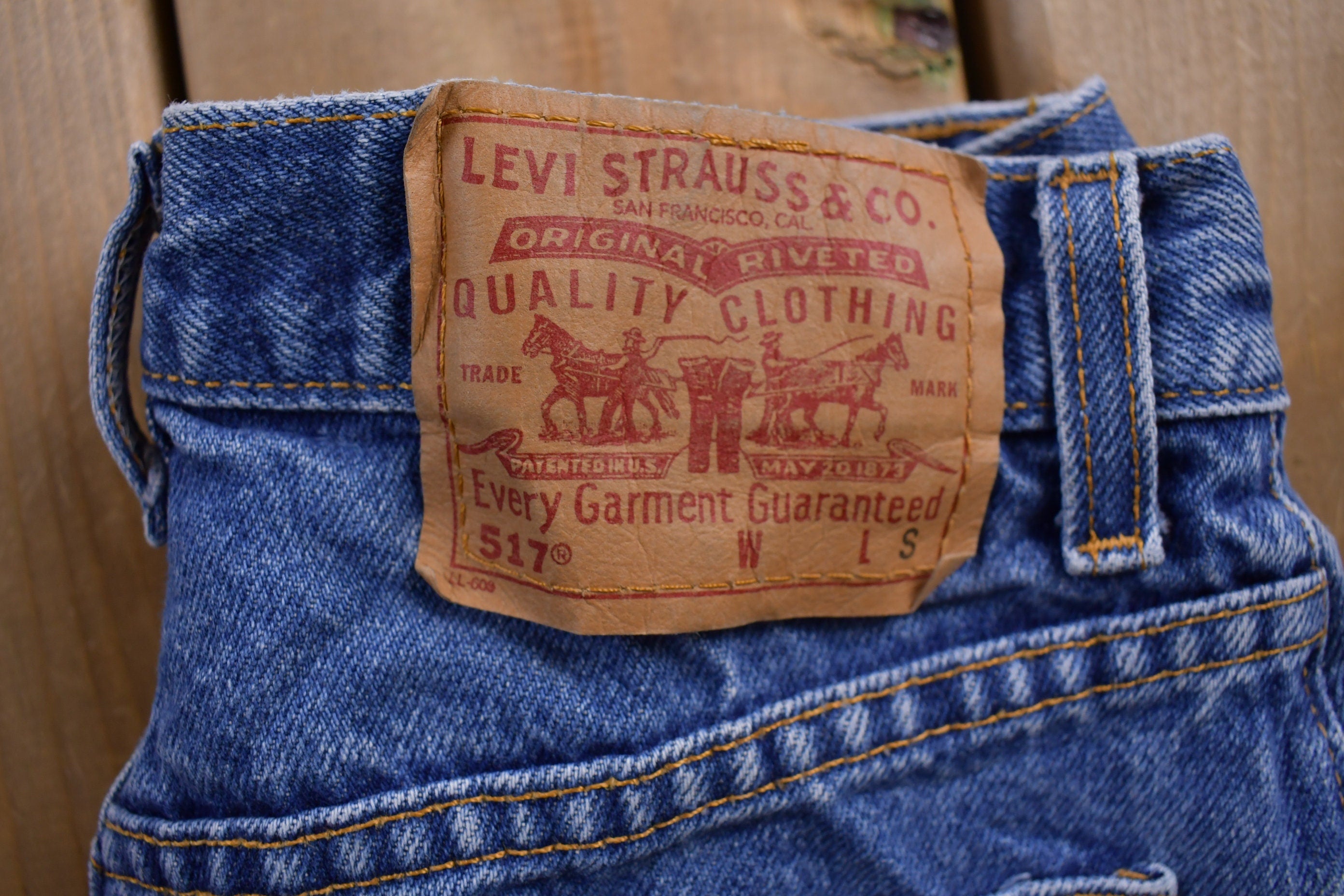 Vintage 1990s Levi's 517 Red Tab Jeans Size 24 x 28