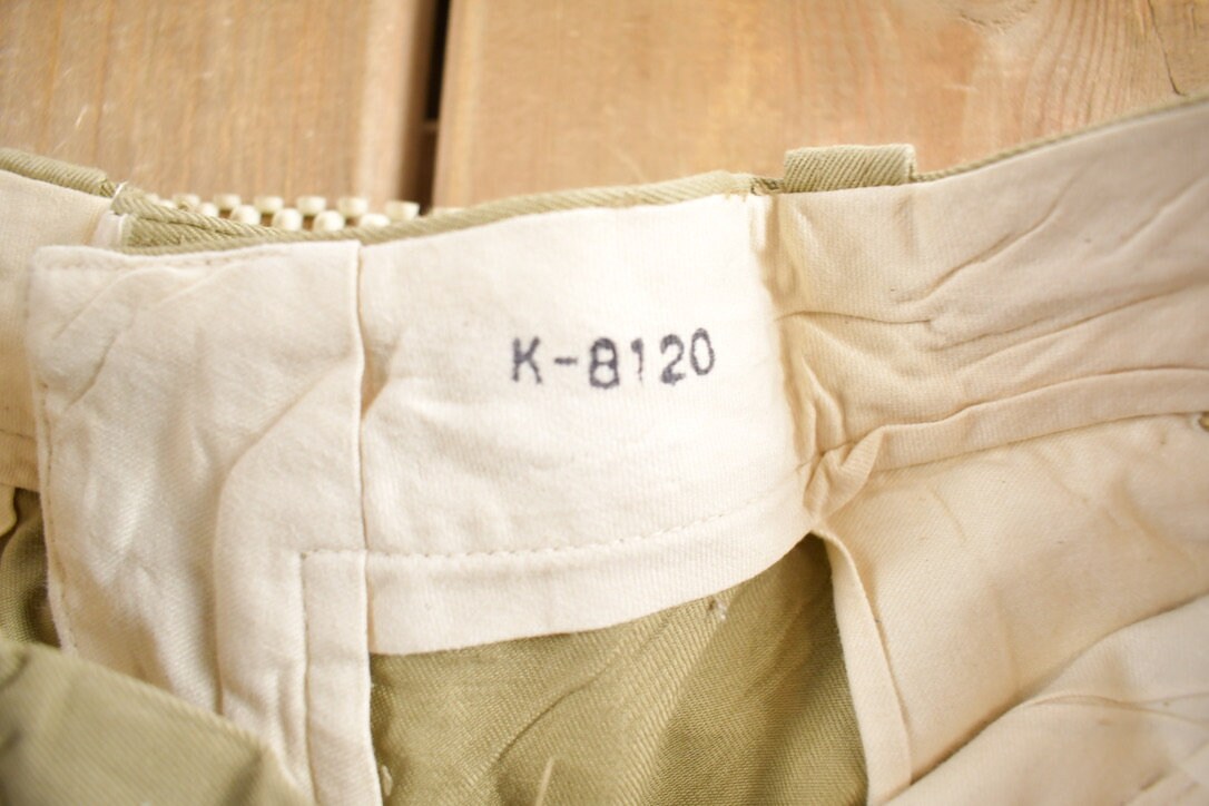 Vintage 1990s Khaki Pants Size 31x28