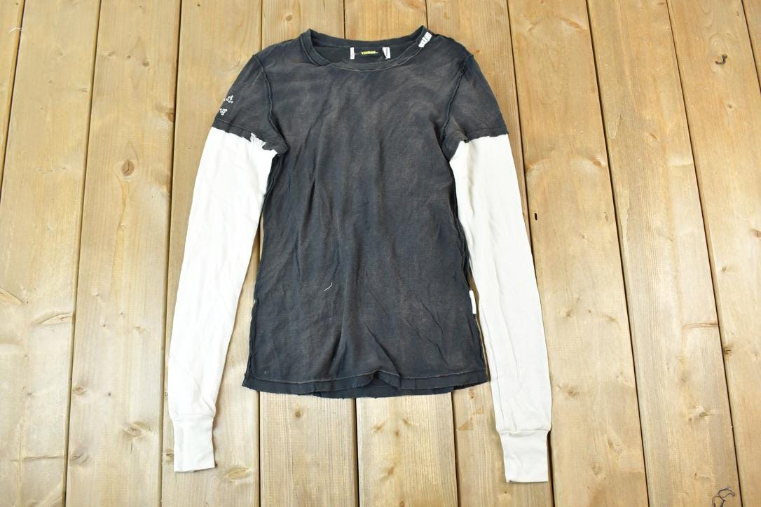 Women Vintage Vigoss Y2K Bedazzled Rockstar T-Shirt / Vigoss Grunge Skull Print / Contrast Stitch / Internet Famous Clothing / Over Dyed