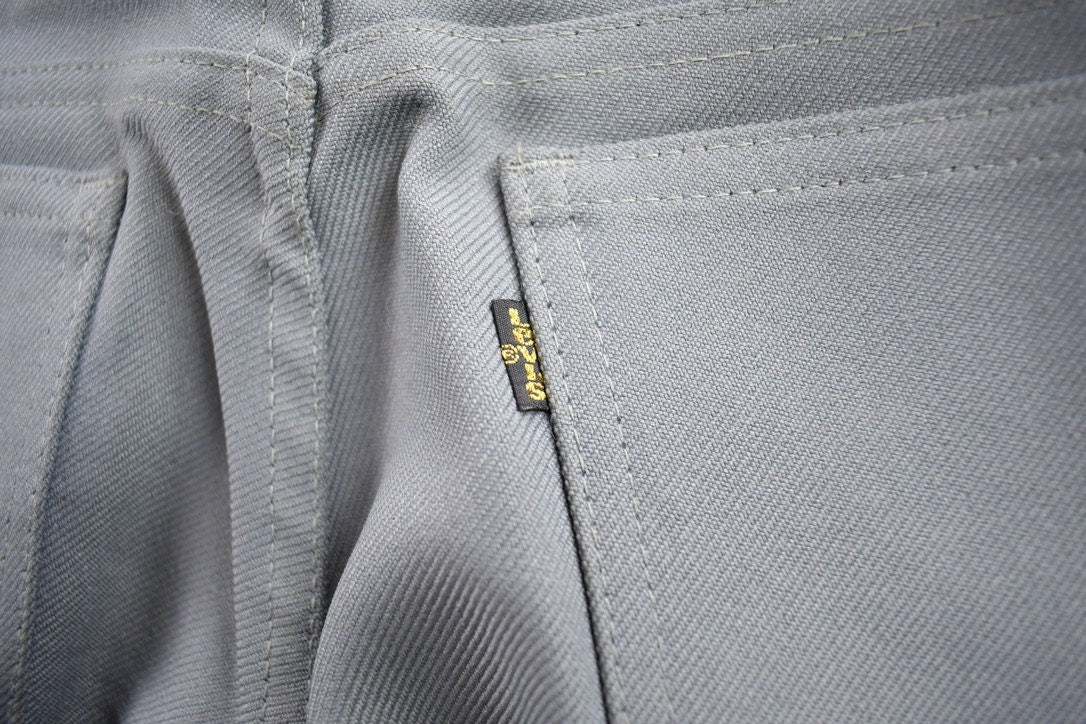 Vintage 1980s Levi's Trousers Made In USA Size 32x32