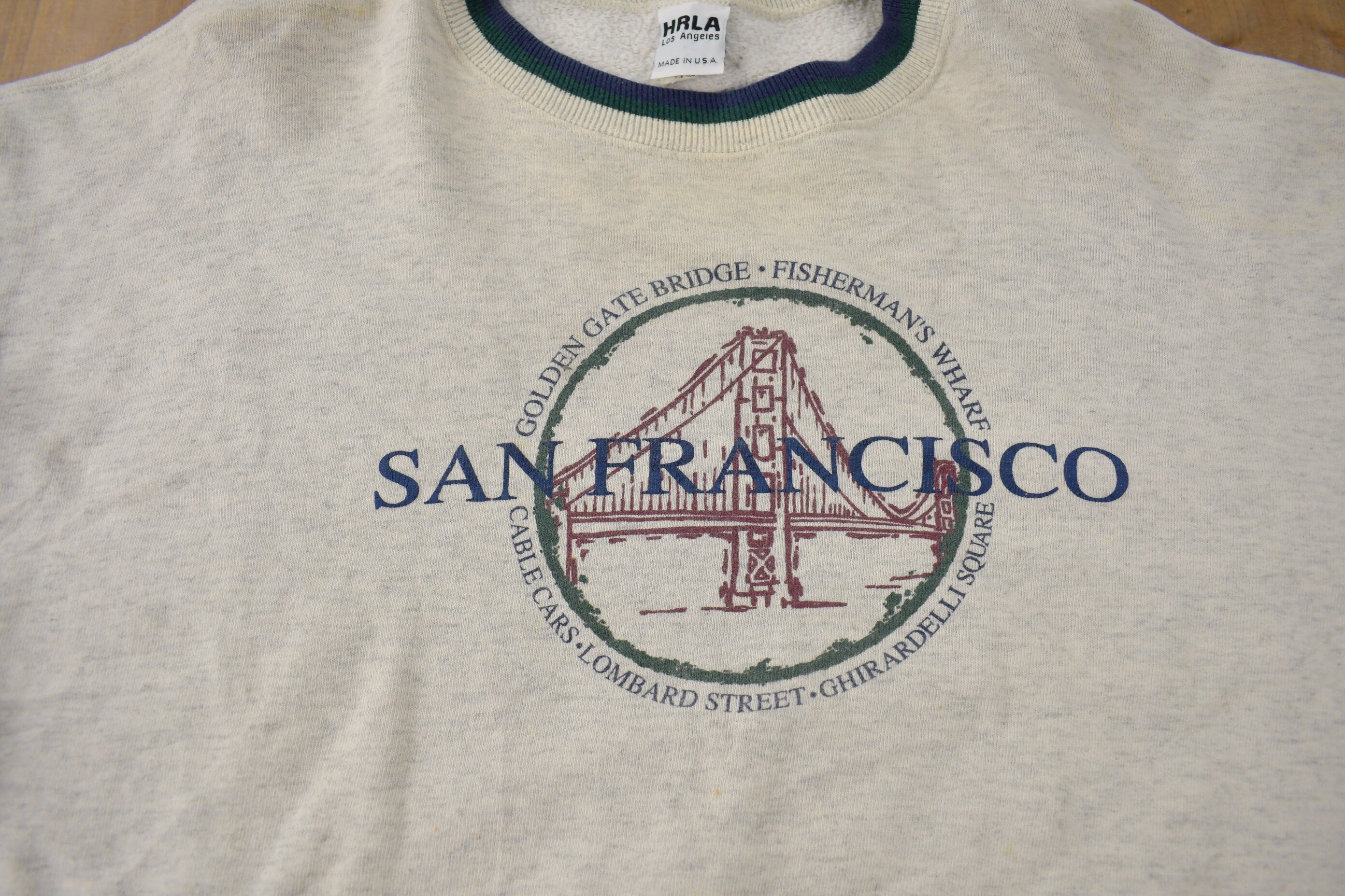 Vintage 1990s San Francisco Golden Gate Bridge Souvenir Crewneck Sweatshirt Made In USA Size XL