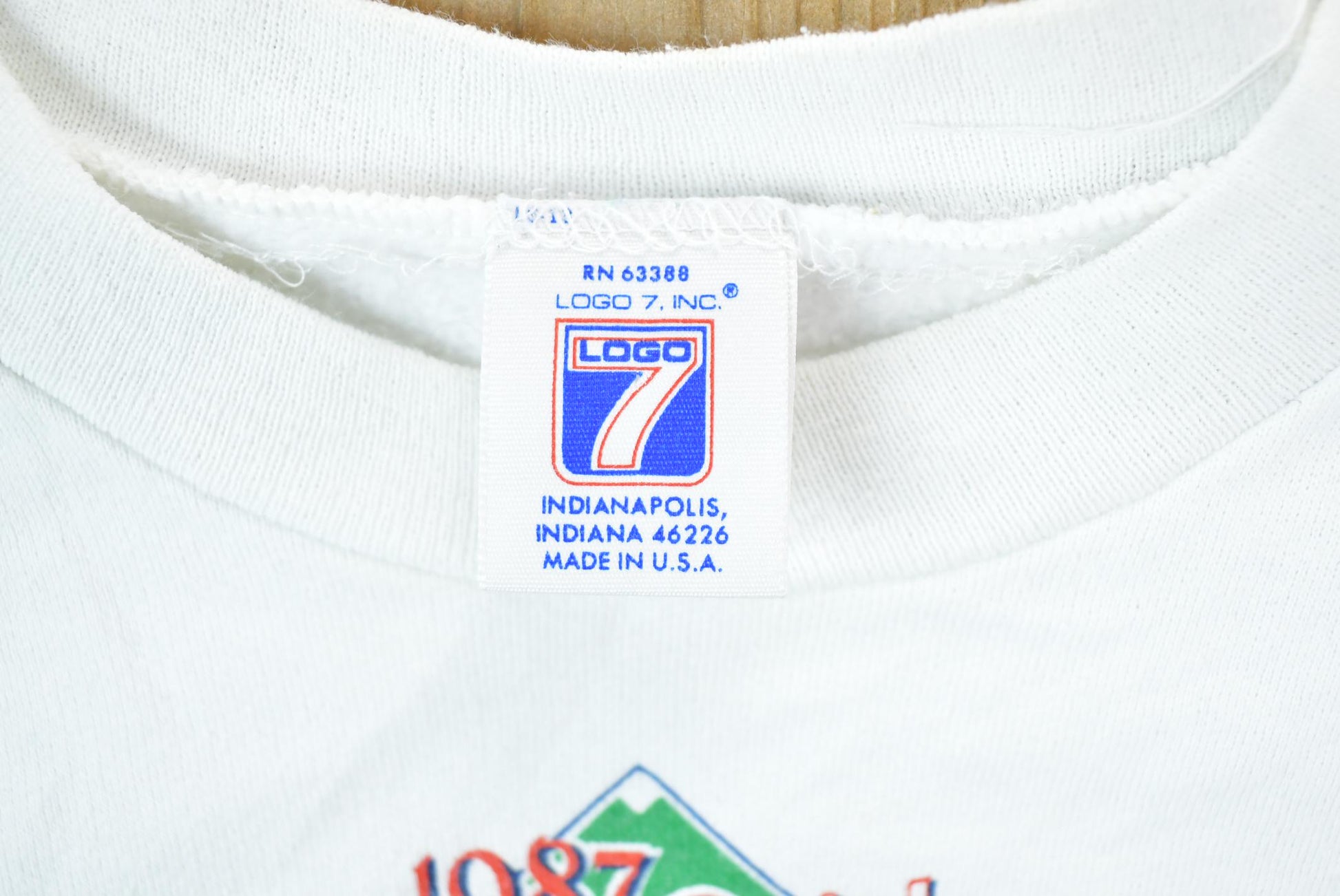 Vintage 1987 Minnesota Twins World Series Champions Logo 7 MLB Crewneck Sweatshirt / Made In USA / Embroidered Sportswear / Americana