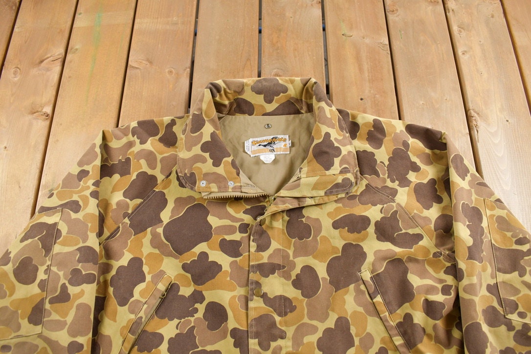 Vintage 1980s Game Hide Camouflage Hunting Jacket / Sportswear / 80s Jacket / Streetwear / Hunting / Vintage Zip Up