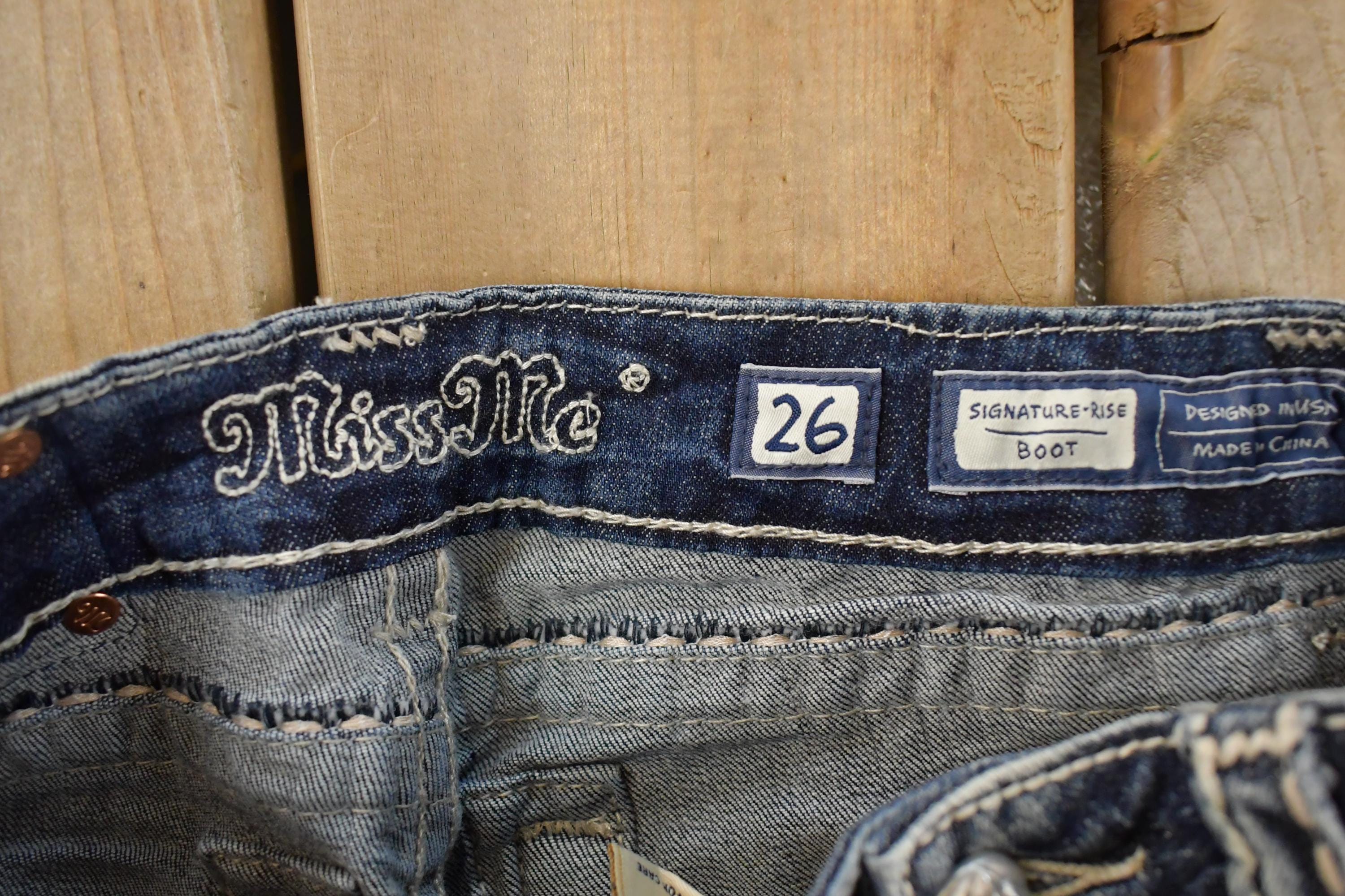 Vintage Deadstock Y2K Miss Me Bedazzled Low Rise Jeans Women's Size 26x31