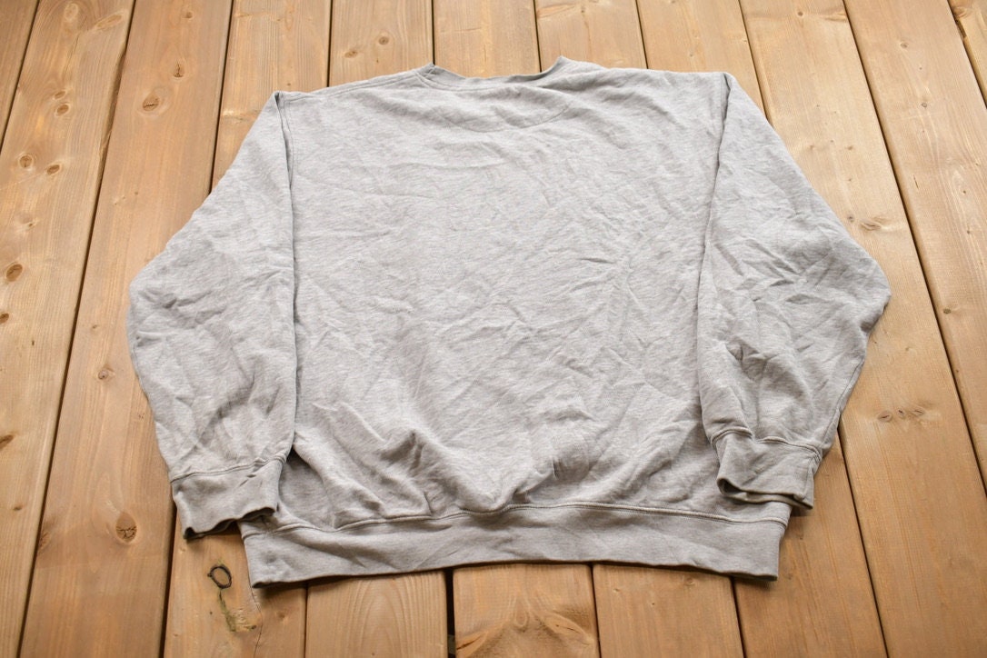 Vintage 1990s Nike Embroidered Mini Swoosh Crewneck Sweatshirt