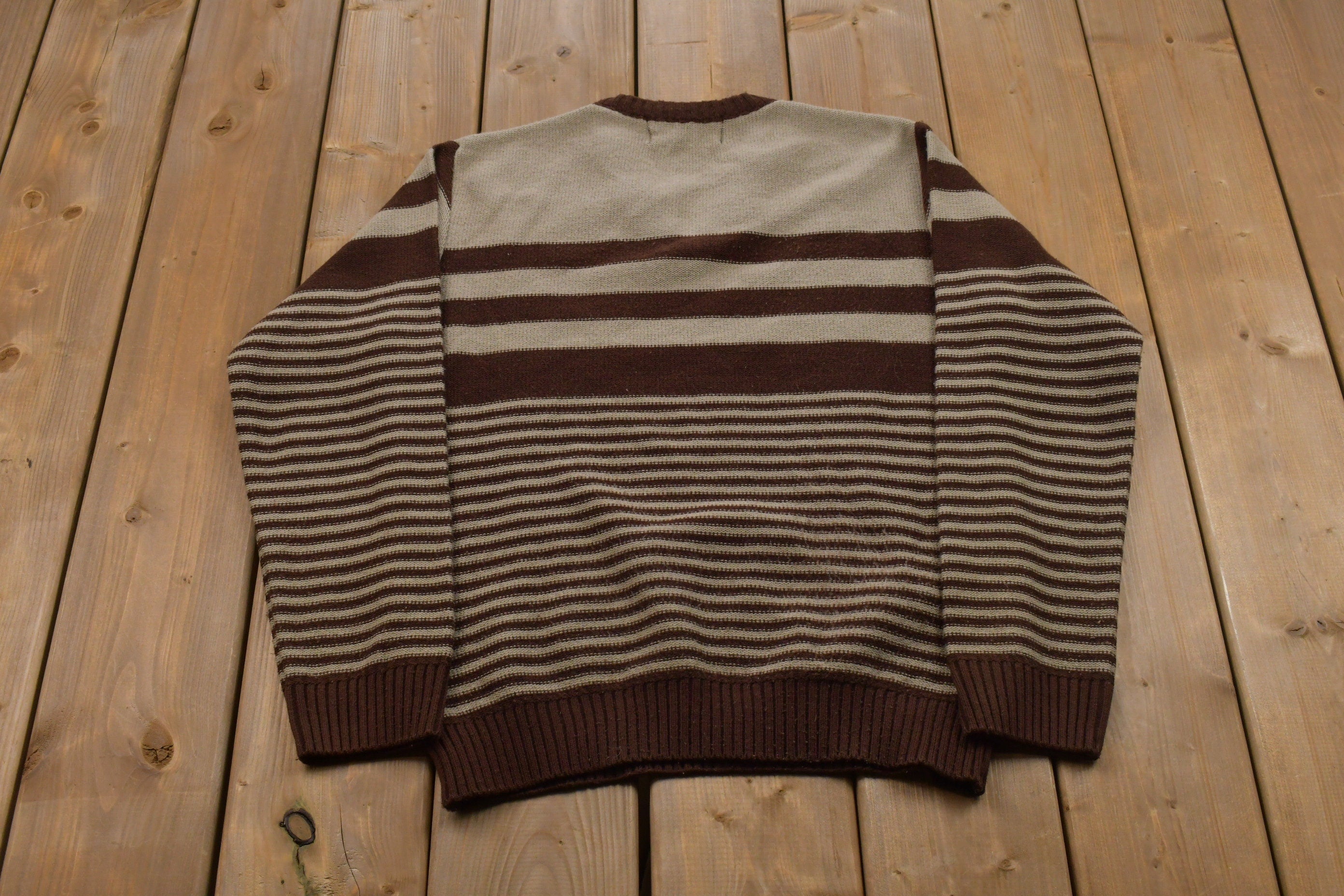 1970s Vintage Uniworth Knitted V Neck Sweater