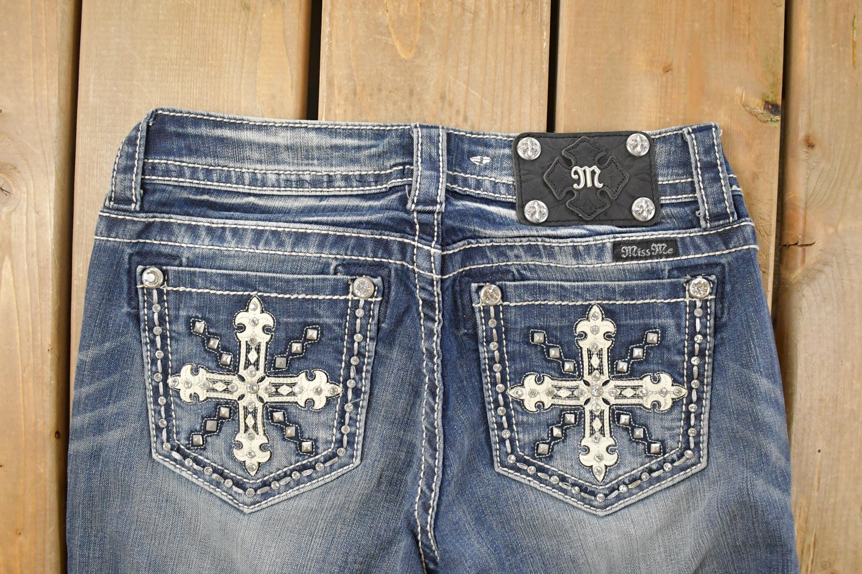 Vintage Deadstock Y2K Miss Me Bedazzled Low Rise Jeans Women's Size 26x31