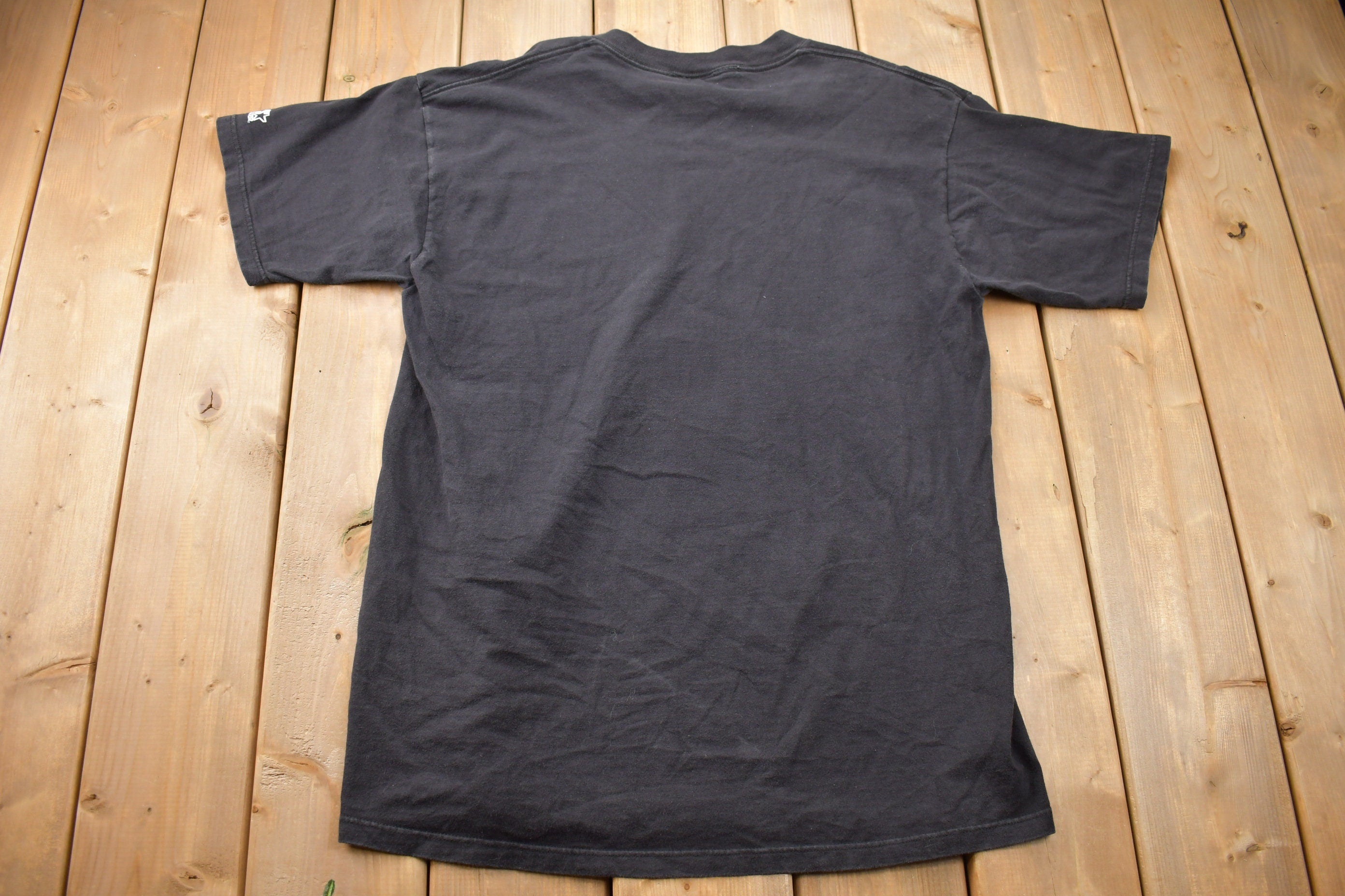 Vintage 1990s Starter Philadelphia Flyers NHL Graphic T-Shirt