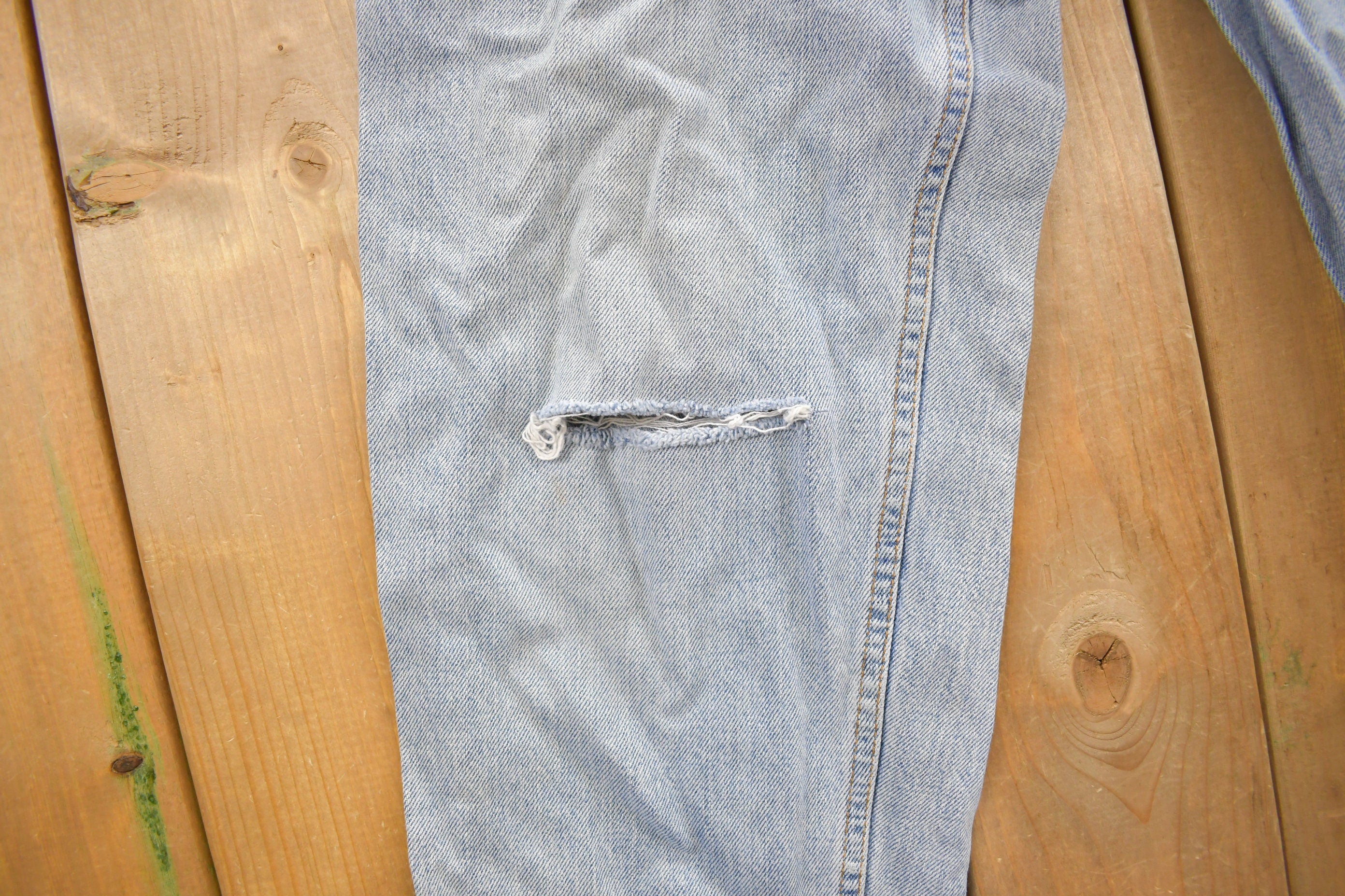 Vintage 1990s Levi's 560 Red Tab Jeans Size 30 x 31