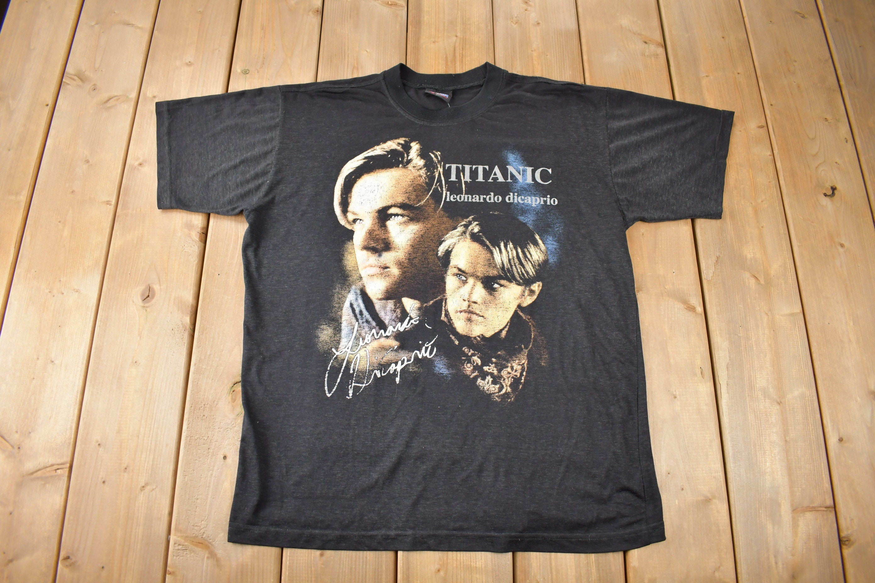 Vintage 1997 Titanic Leonardo DiCaprio Movie Promo T-shirt Size Medium