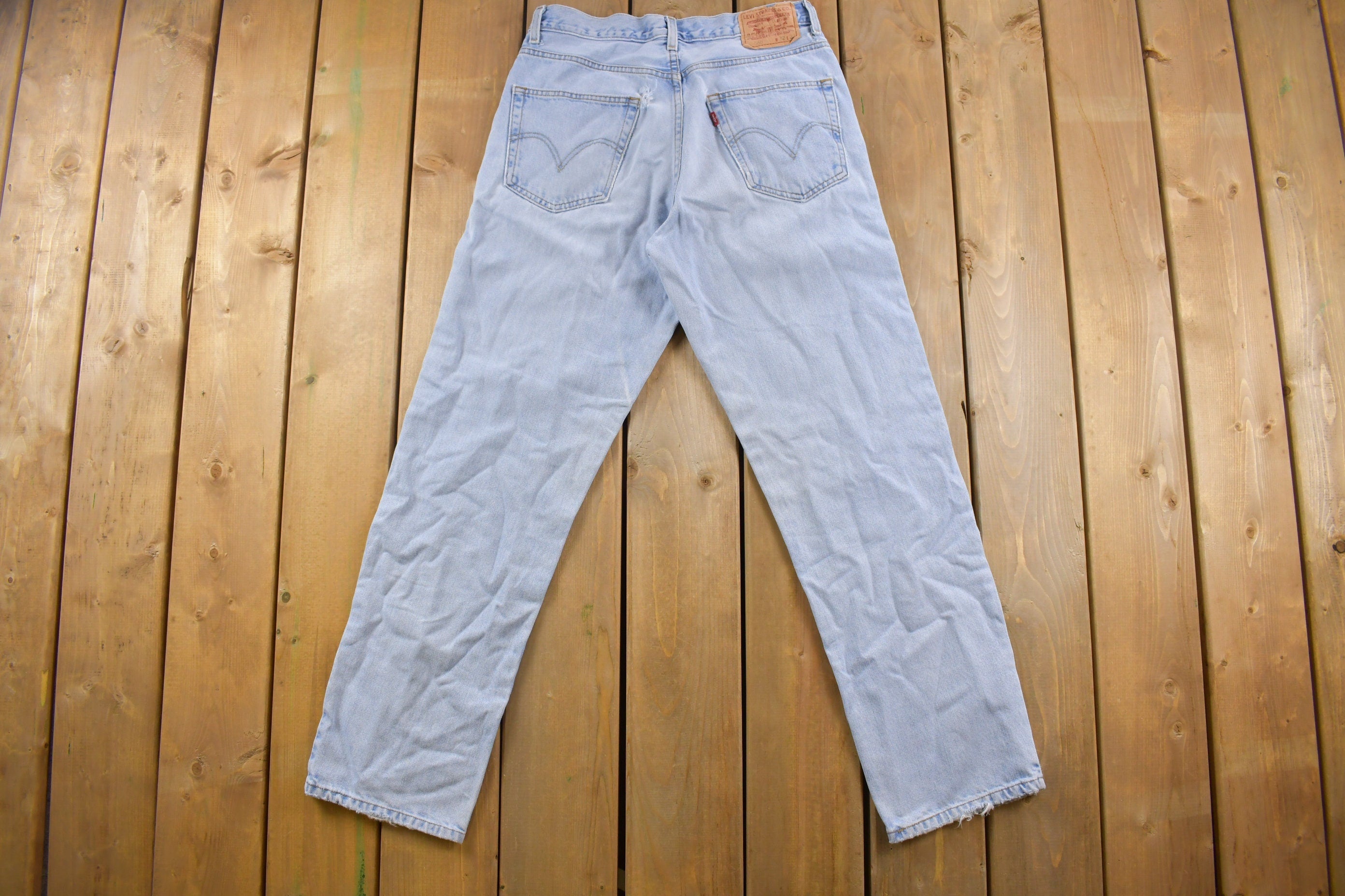 Vintage Y2K Levi's 550 Red Tab Relaxed Fit Denim Jeans Size 30 x 31