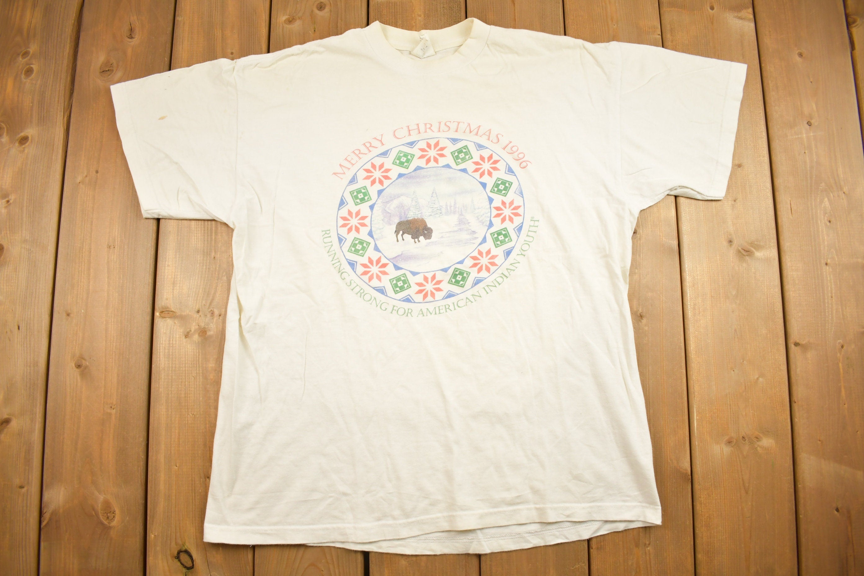 Vintage 1990s Christmas Buffalo Graphic T Shirt