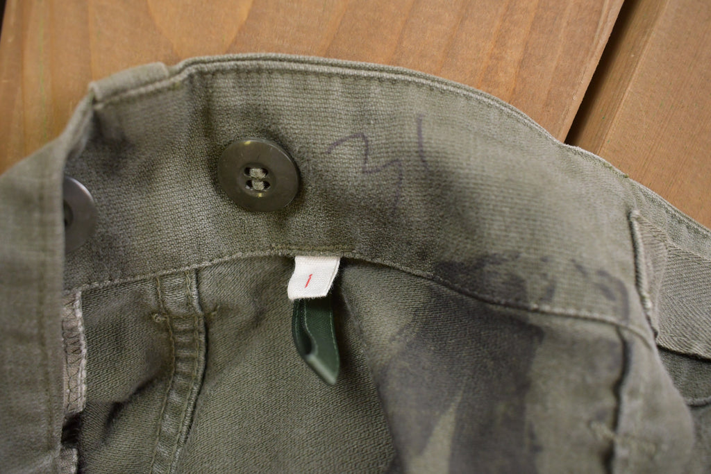 Vintage 1990s Military Cargo Pocket Pants / Streetwear / Army Pants / Military Pants / Vintage Cargos /