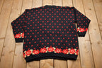 Vintage 1990s Christmas Theme Women's Knit Sweater