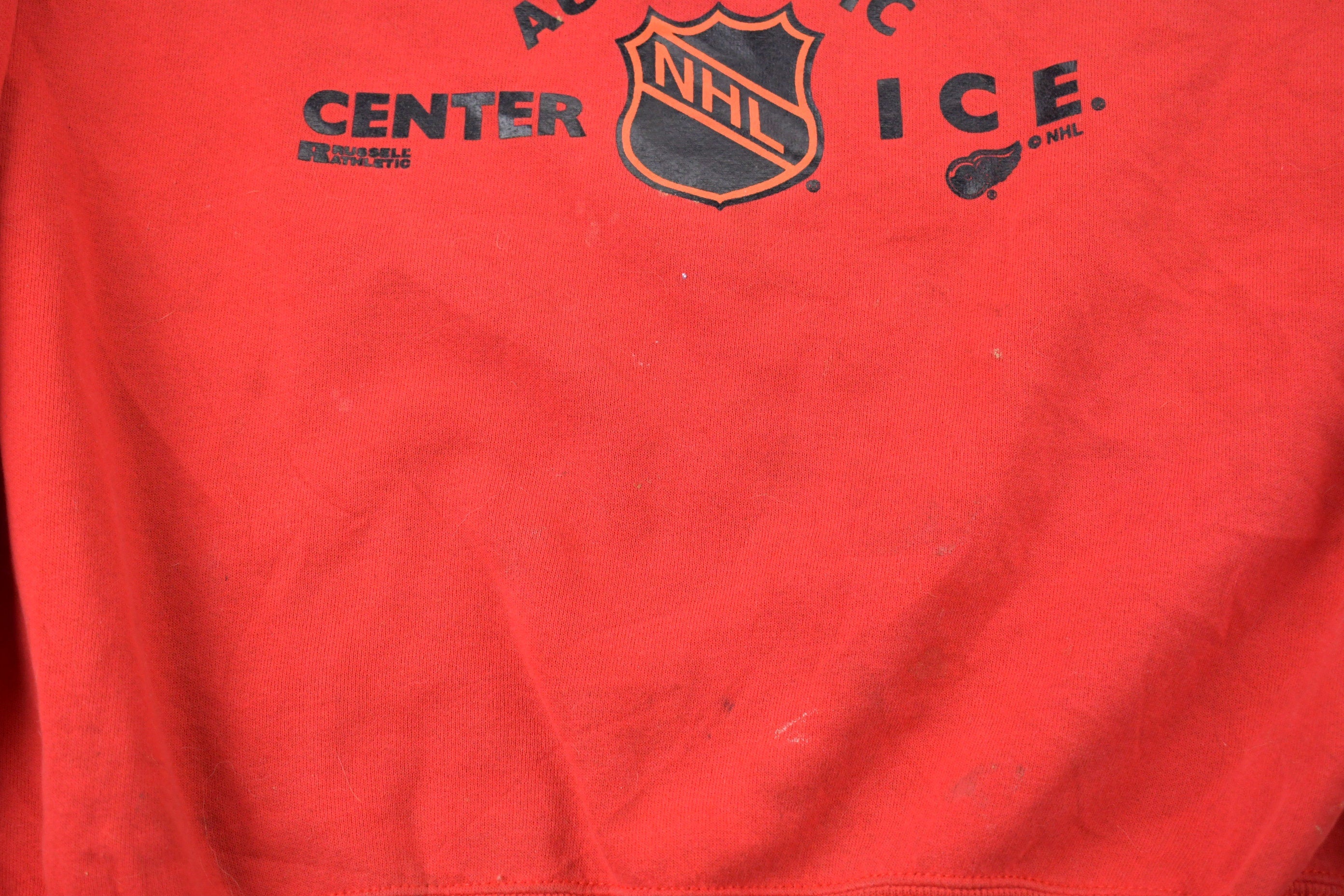 Vintage 1990s Russell Athletics Detroit Red Wings NHL Graphic Sweatshirt