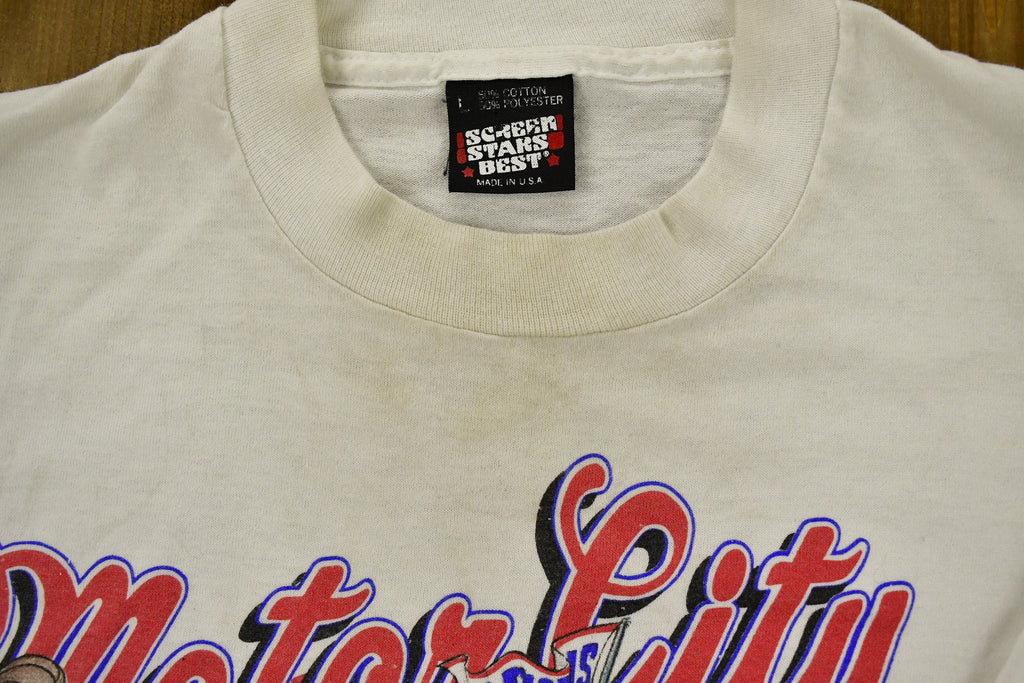 Vintage 1980s Detroit Pistons NBA Bad Boys Graphic T-shirt