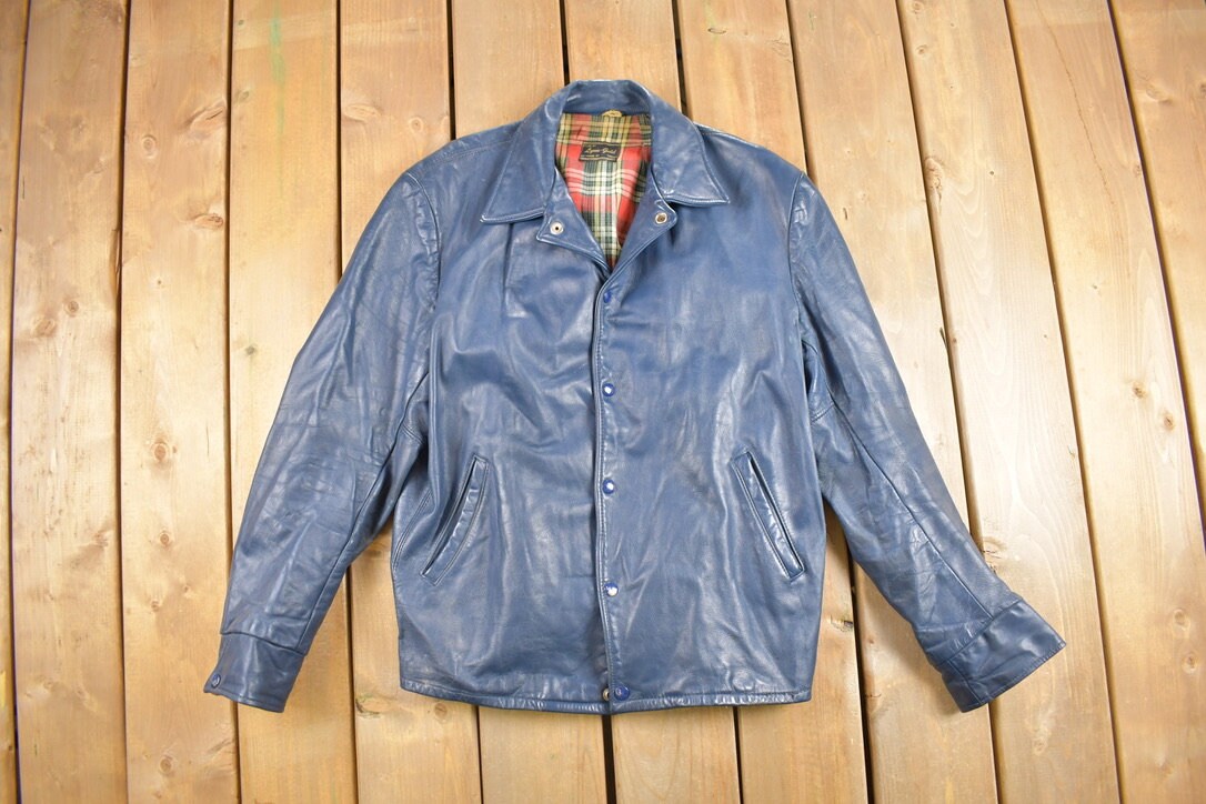 Vintage 1970s Lyuu Gold Leather Jacket