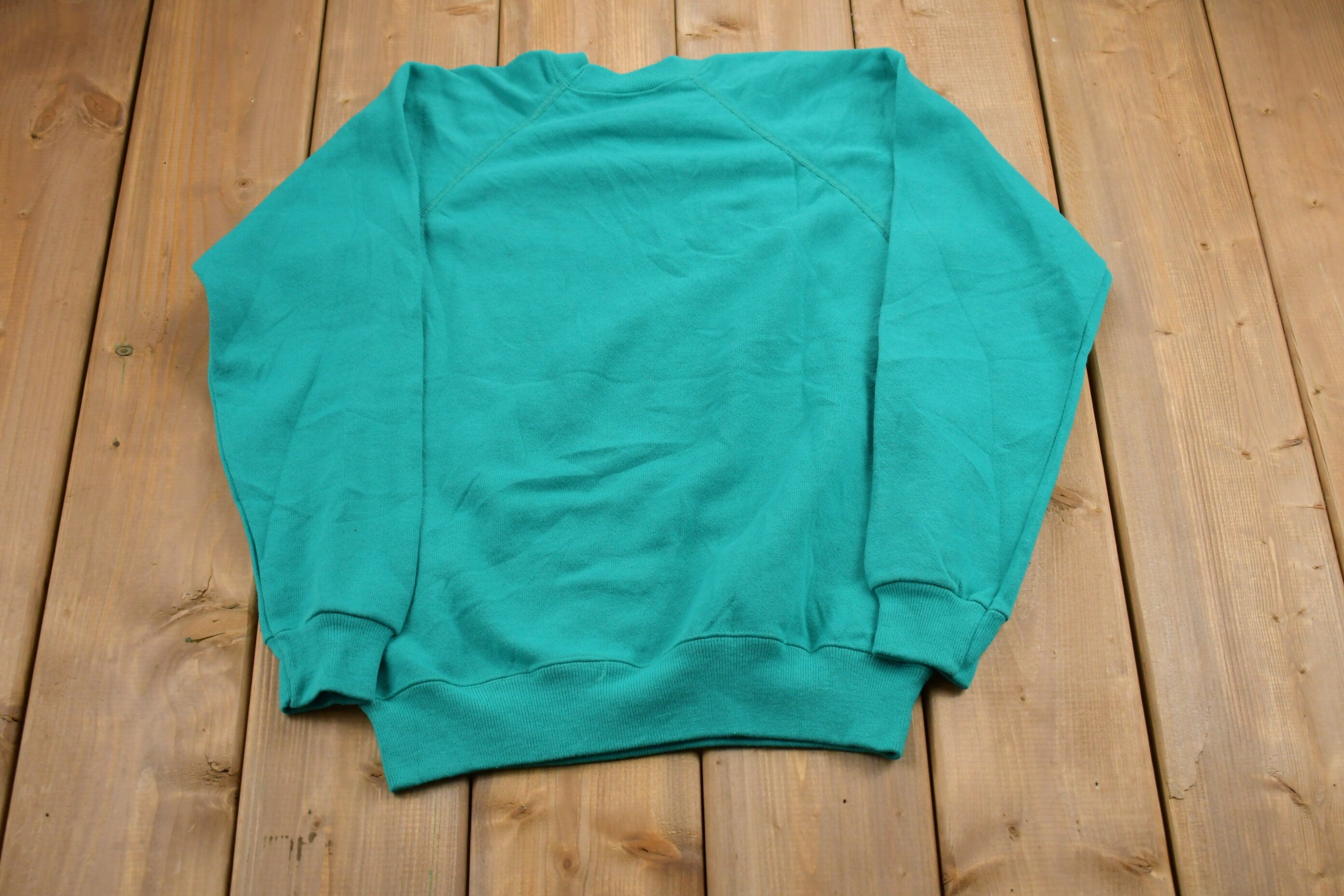 Vintage 1980s Youth Savanah Georgia Raglan Crewneck Sweatshirt