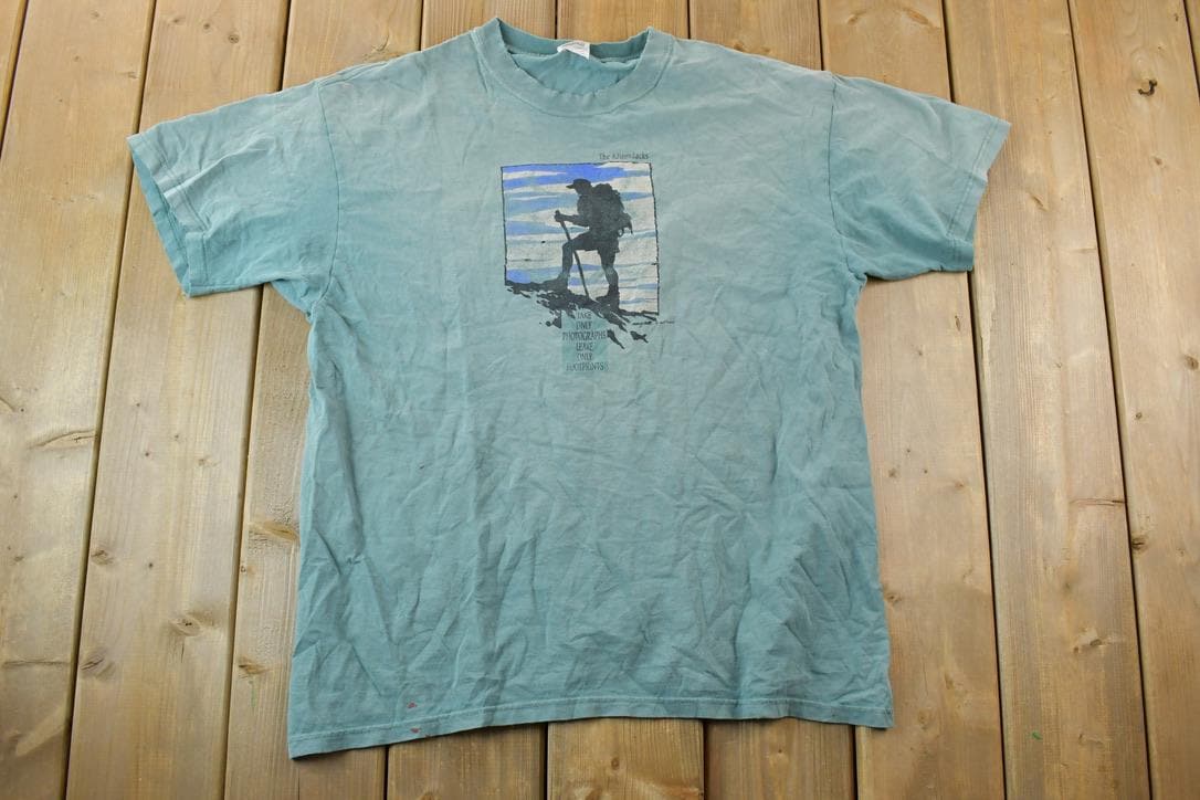 Vintage 1990s The Adirondacks Souvenir Hiking T-Shirt