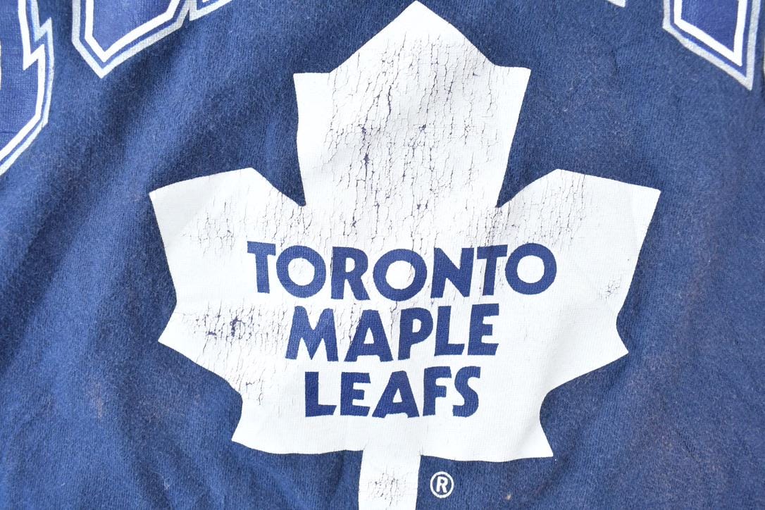 Vintage 1990s Toronto Maple Leafs NHL Graphic T-Shirt